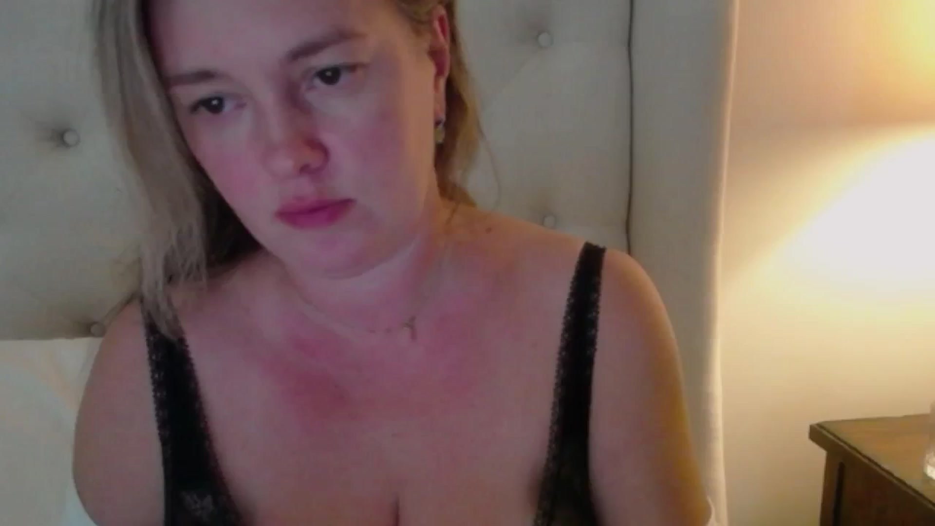 Gallery image thumbnail from J0llye's myfreecams stream on, 08/20/2024, 19:07 image 1 of 20