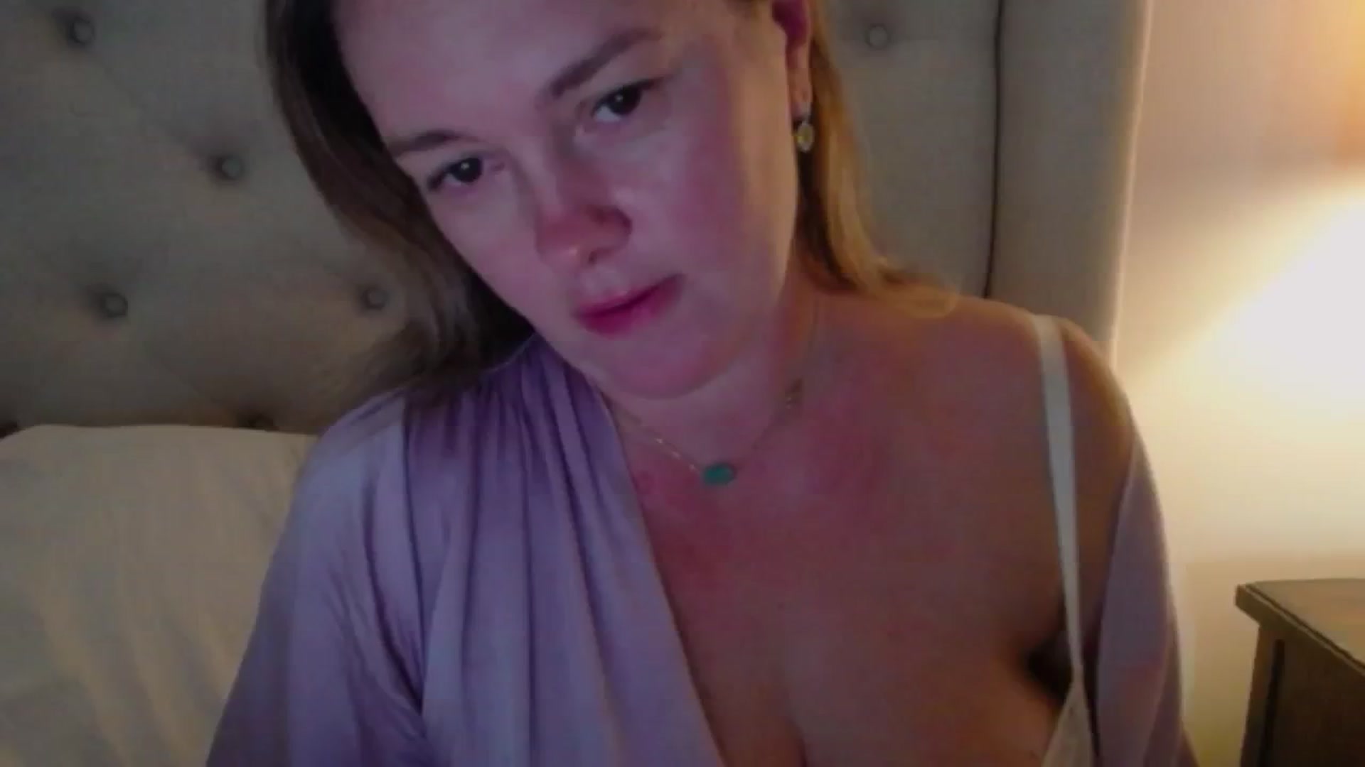 Gallery image thumbnail from J0llye's myfreecams stream on, 08/23/2024, 20:07 image 1 of 20
