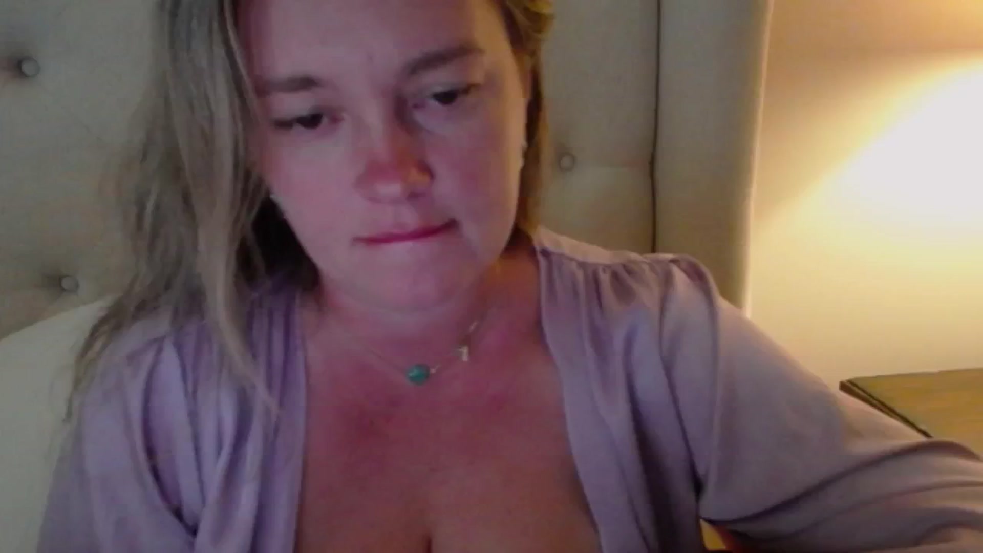 Gallery image thumbnail from J0llye's myfreecams stream on, 08/29/2024, 19:49 image 8 of 20