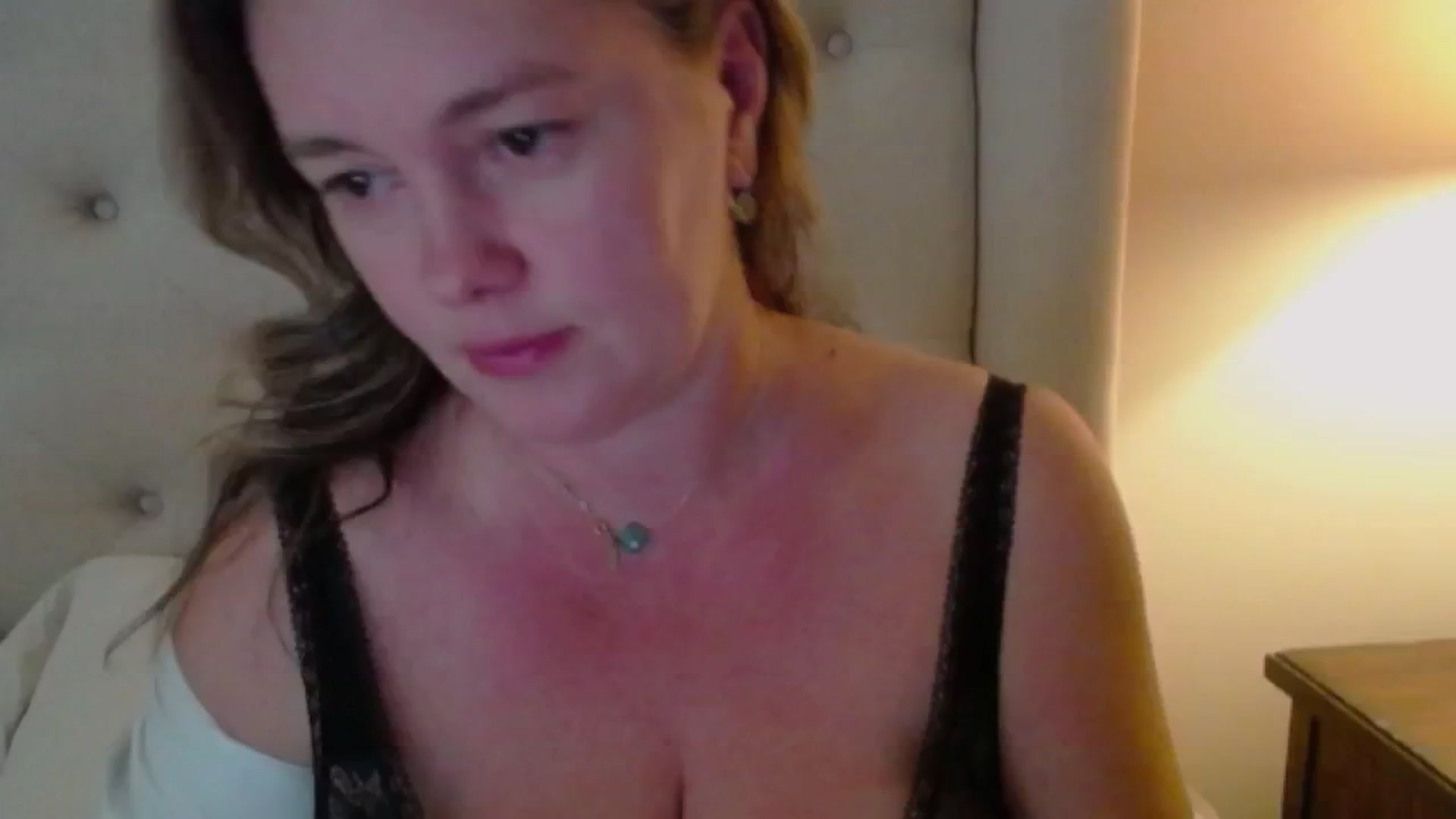 Gallery image thumbnail from J0llye's myfreecams stream on, 09/08/2024, 19:37 image 1 of 20