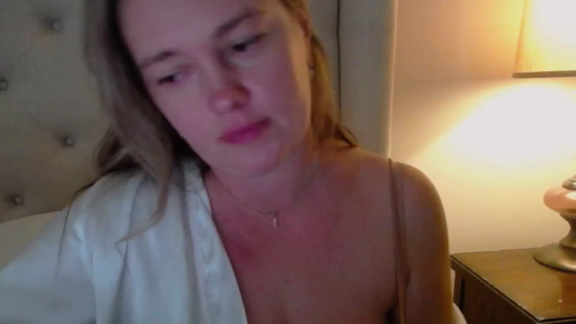 Gallery image thumbnail from J0llye's myfreecams stream on, 09/09/2024, 19:41 image 13 of 20