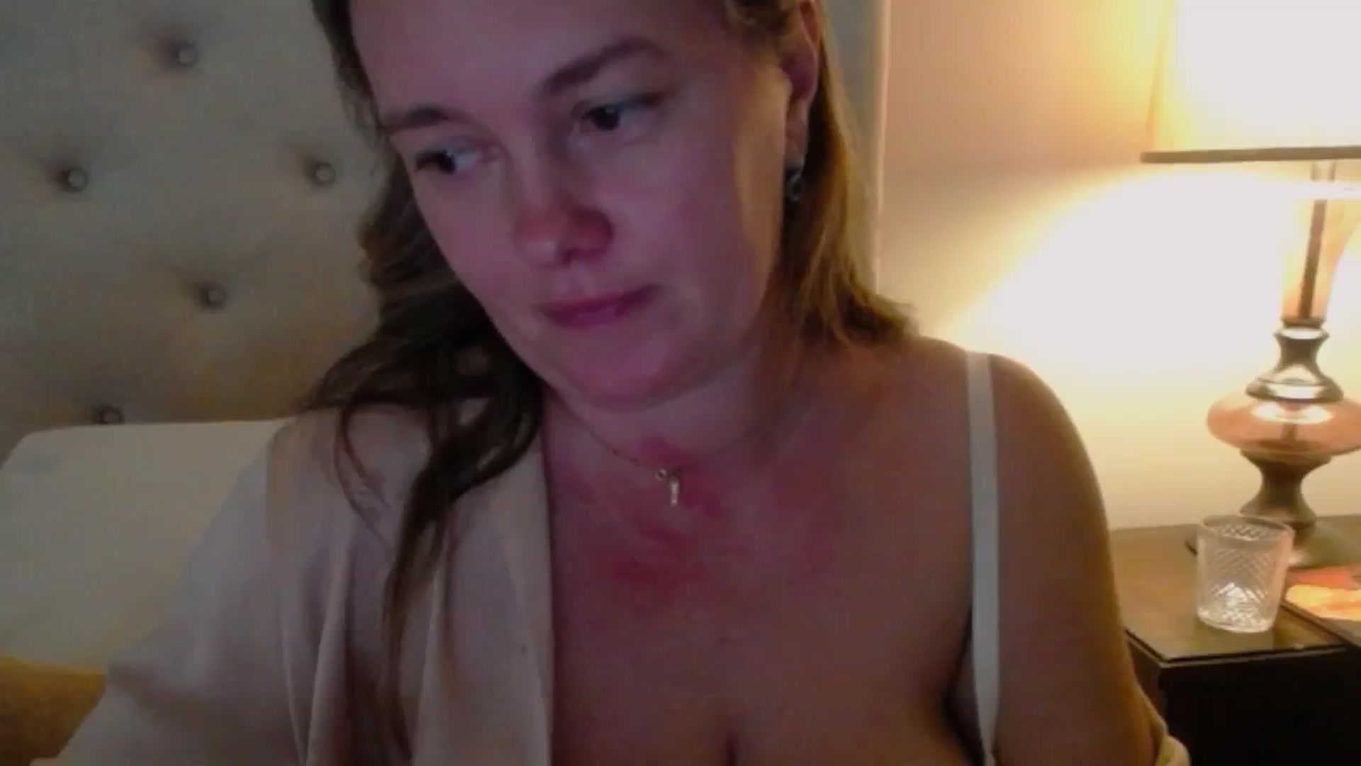 Gallery image thumbnail from J0llye's myfreecams stream on, 09/10/2024, 20:09 image 10 of 20