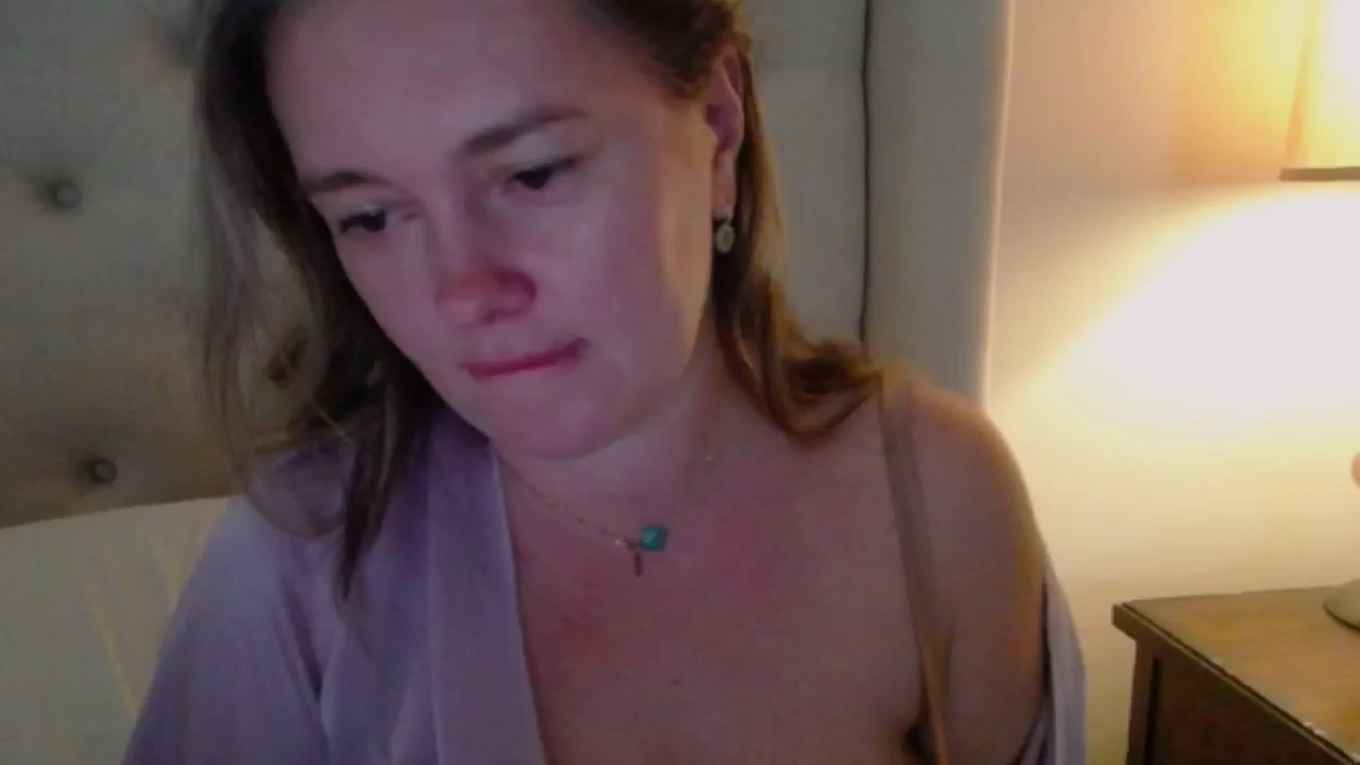 Gallery image thumbnail from J0llye's myfreecams stream on, 09/11/2024, 19:40 image 18 of 20