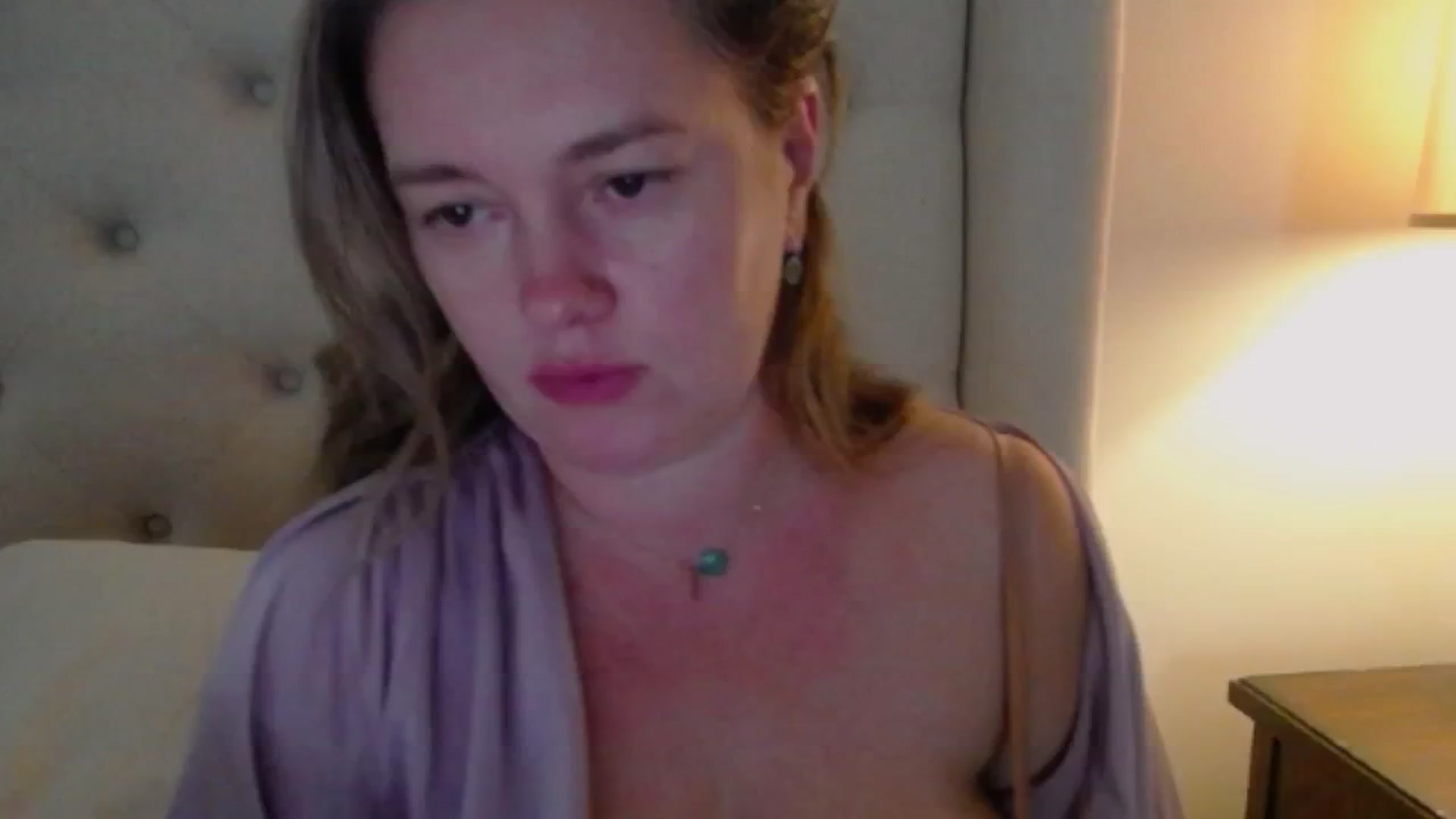 Gallery image thumbnail from J0llye's myfreecams stream on, 09/11/2024, 19:40 image 3 of 20