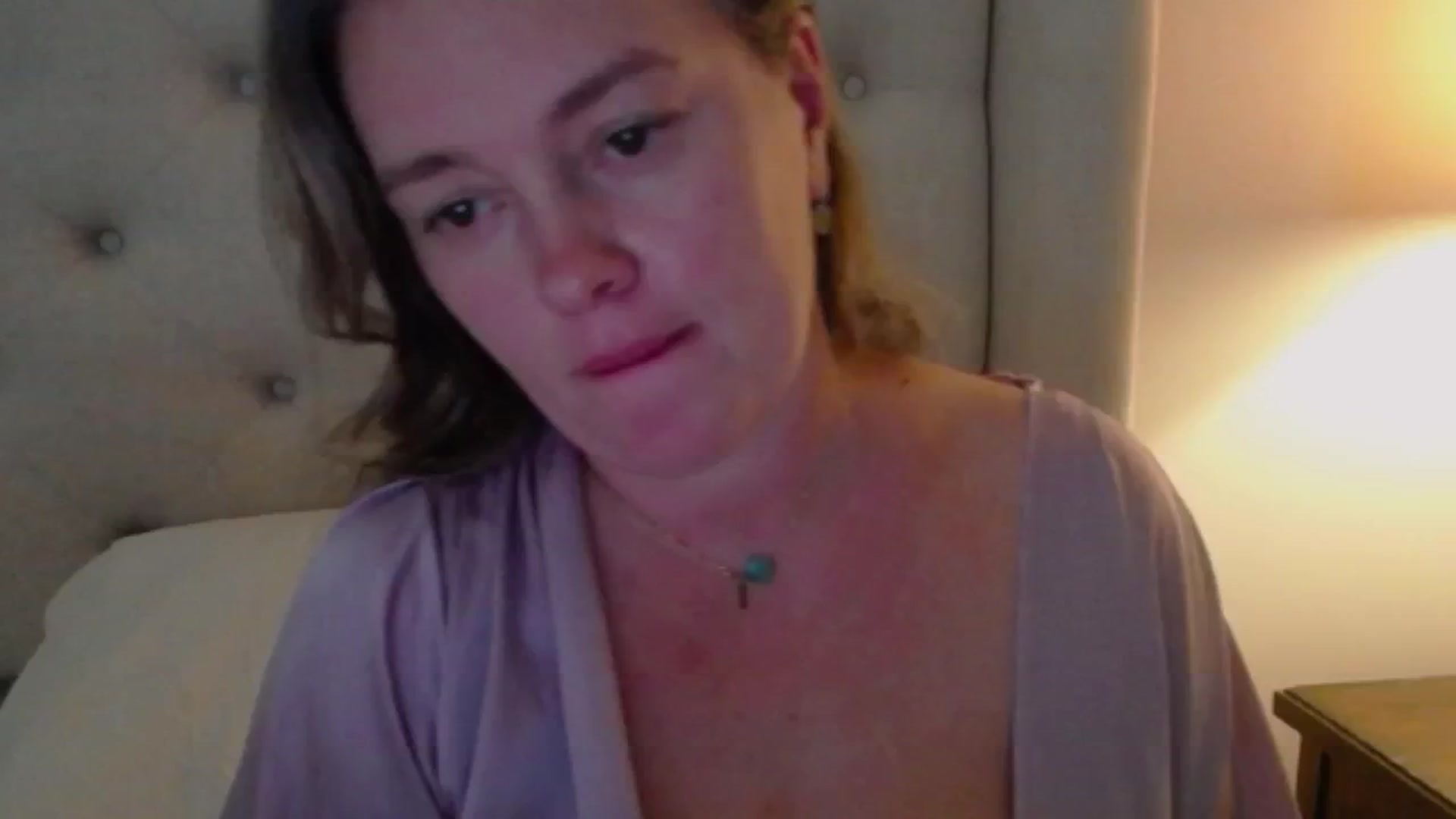 Gallery image thumbnail from J0llye's myfreecams stream on, 09/12/2024, 19:36 image 1 of 20