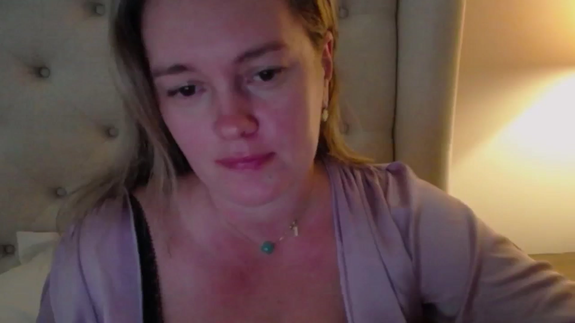 Gallery image thumbnail from J0llye's myfreecams stream on, 10/12/2024, 20:39 image 7 of 20