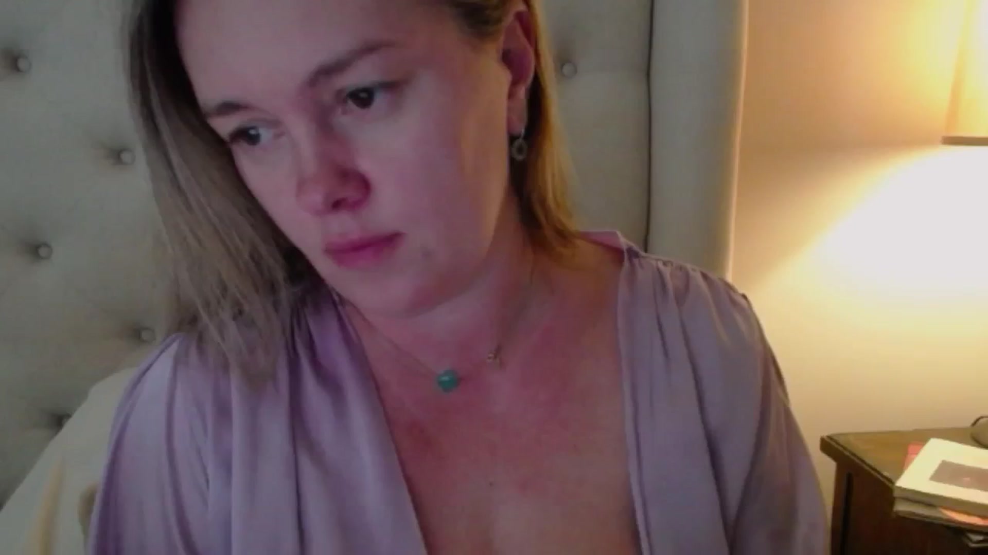 Gallery image thumbnail from J0llye's myfreecams stream on, 10/14/2024, 18:36 image 1 of 20