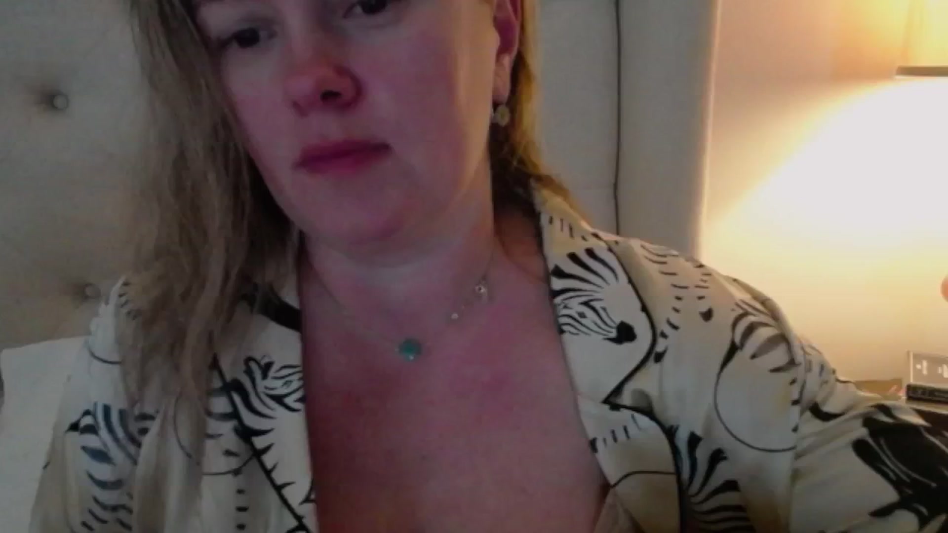 Gallery image thumbnail from J0llye's myfreecams stream on, 10/23/2024, 20:03 image 3 of 20