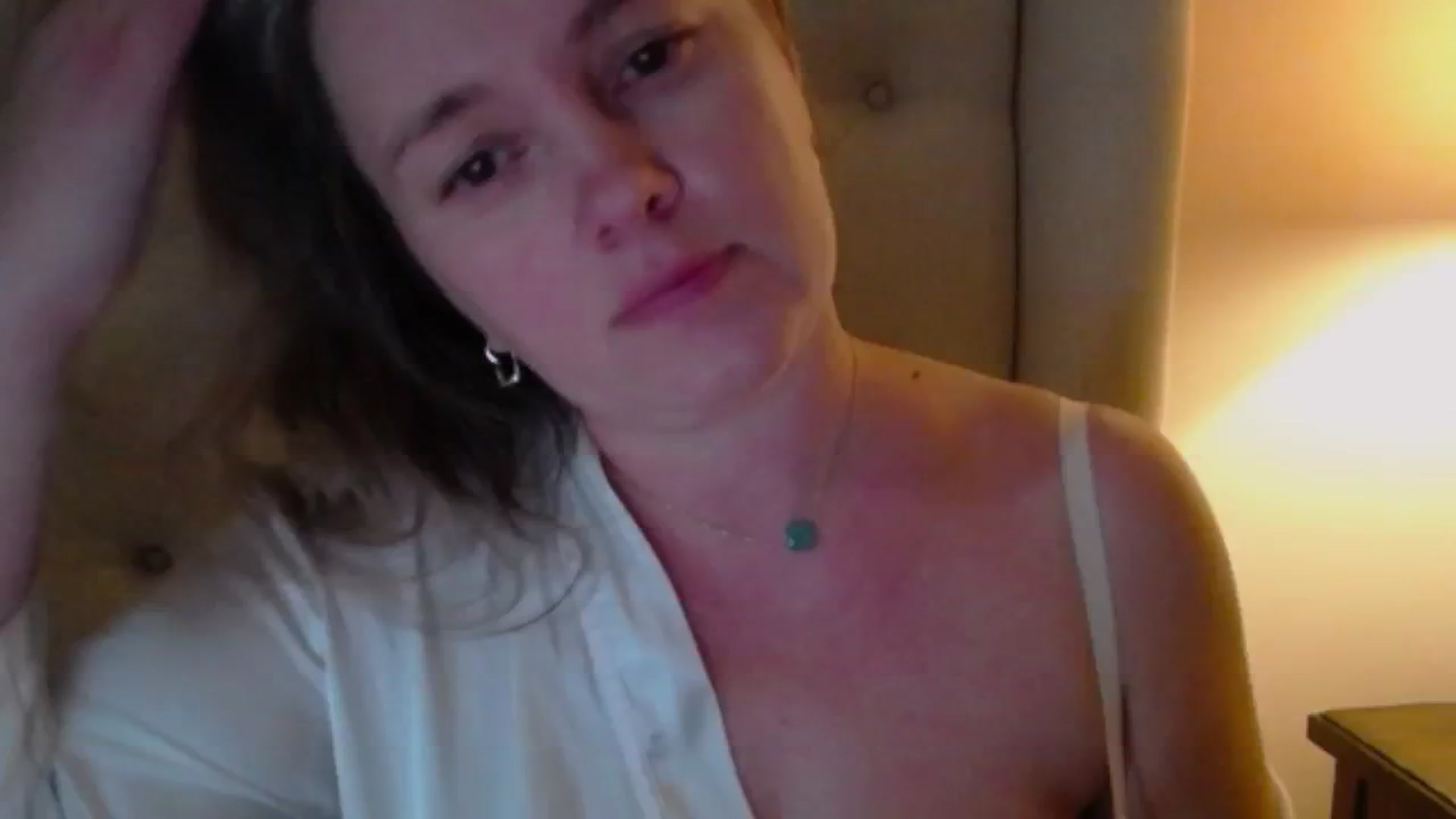 Gallery image thumbnail from J0llye's myfreecams stream on, 10/28/2024, 20:24 image 1 of 20