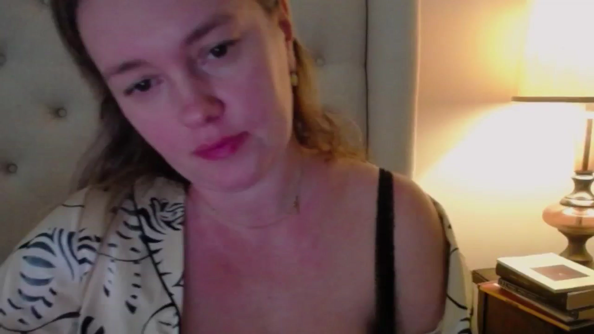 Gallery image thumbnail from J0llye's myfreecams stream on, 11/06/2024, 19:31 image 2 of 20