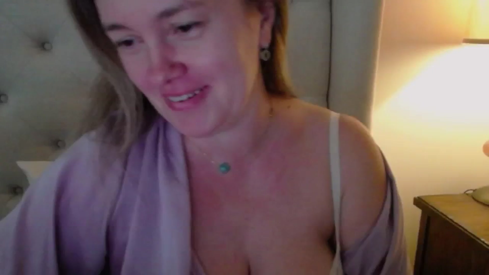 Gallery image thumbnail from J0llye's myfreecams stream on, 11/07/2024, 18:15 image 1 of 20