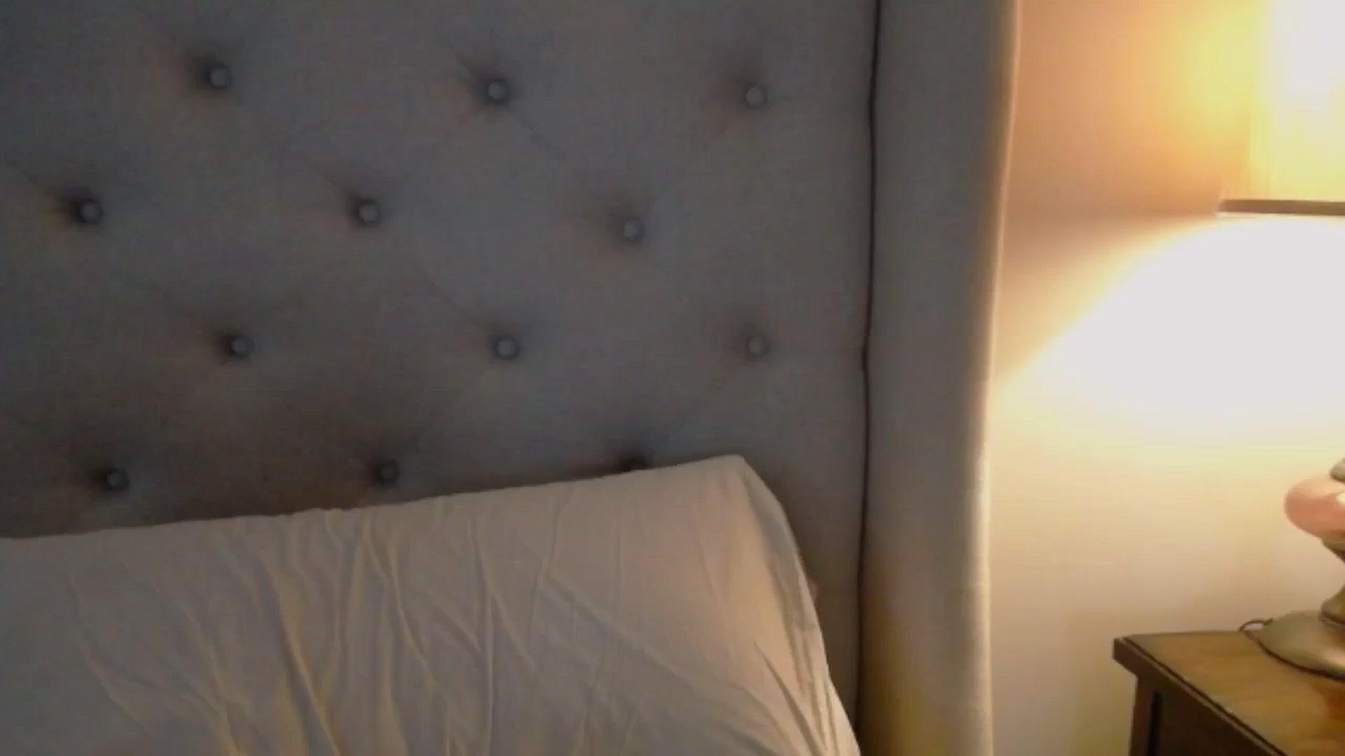 Gallery image thumbnail from J0llye's myfreecams stream on, 11/13/2024, 21:03 image 17 of 20