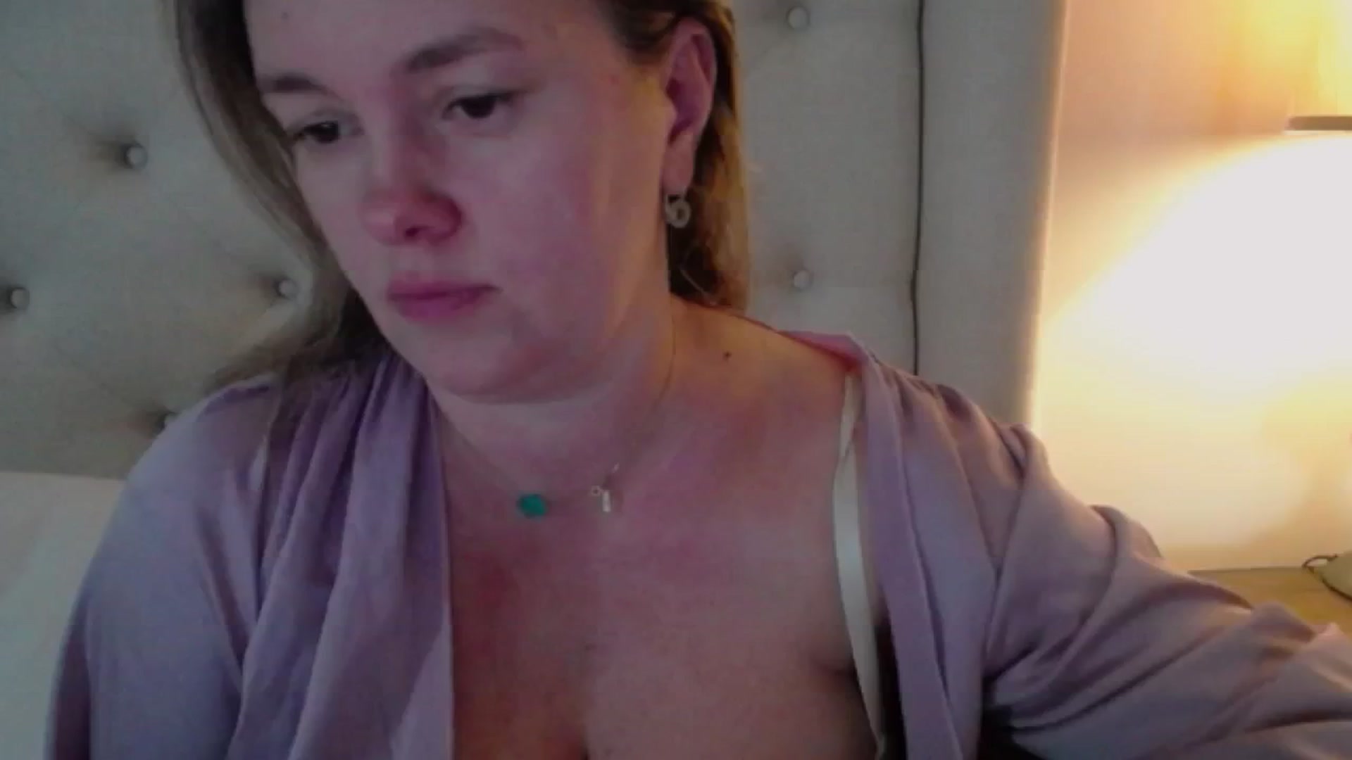 Gallery image thumbnail from J0llye's myfreecams stream on, 11/13/2024, 21:03 image 1 of 20