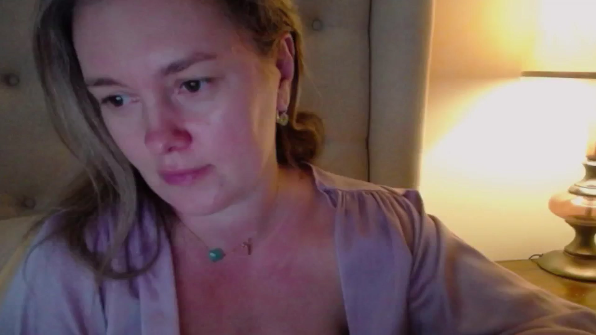 Gallery image thumbnail from J0llye's myfreecams stream on, 11/14/2024, 20:39 image 19 of 20