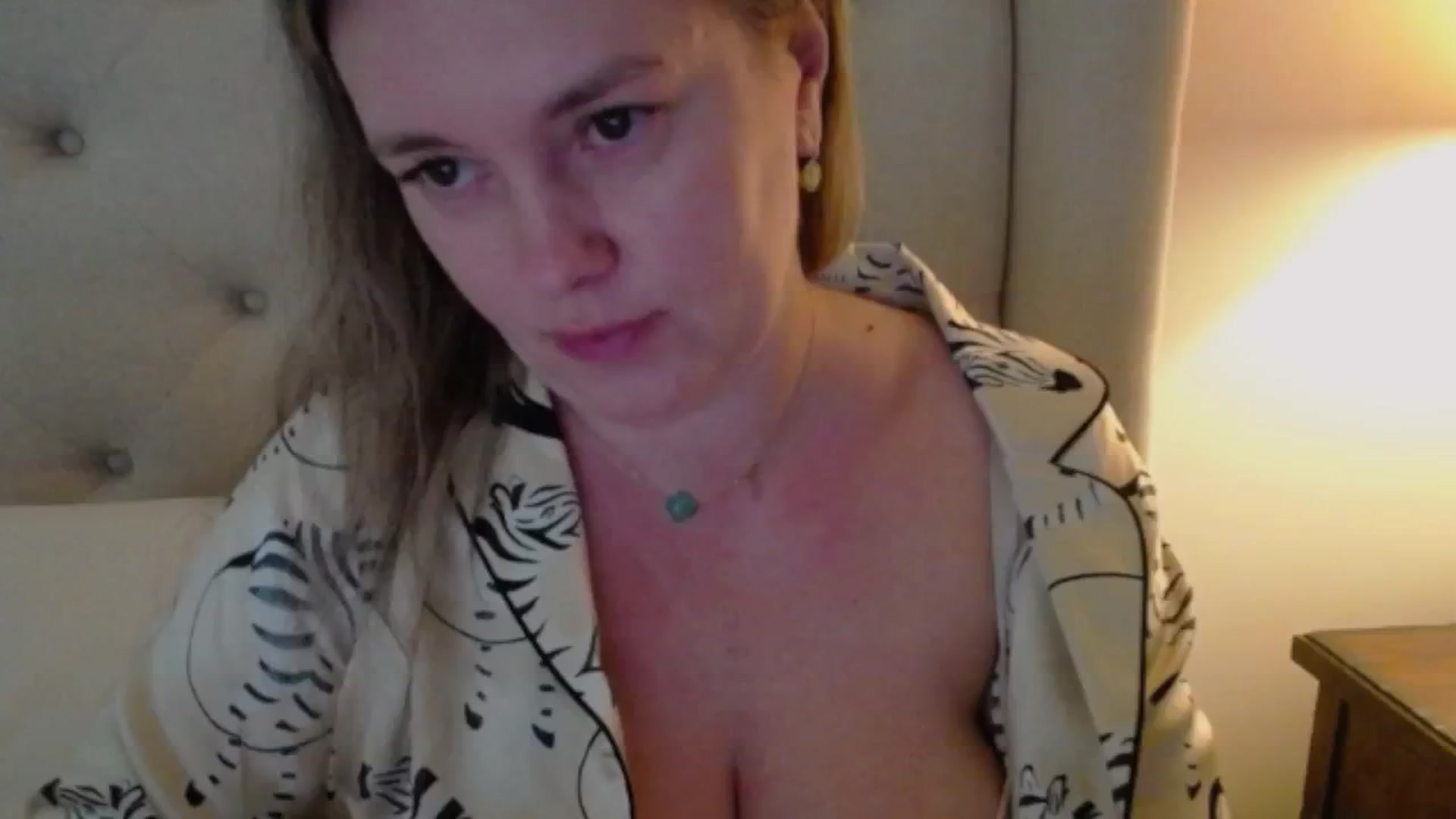 Gallery image thumbnail from J0llye's myfreecams stream on, 11/15/2024, 16:53 image 20 of 20