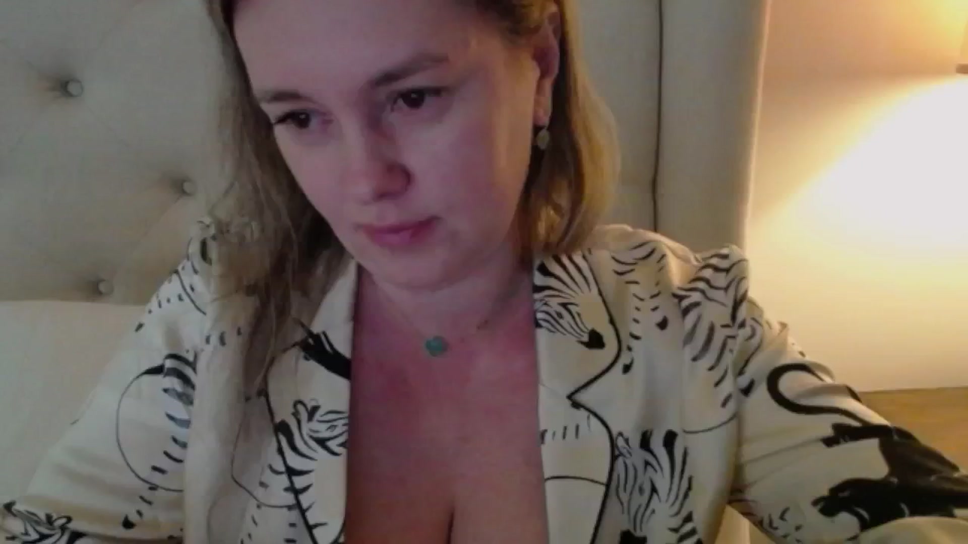 Gallery image thumbnail from J0llye's myfreecams stream on, 11/15/2024, 16:53 image 11 of 20