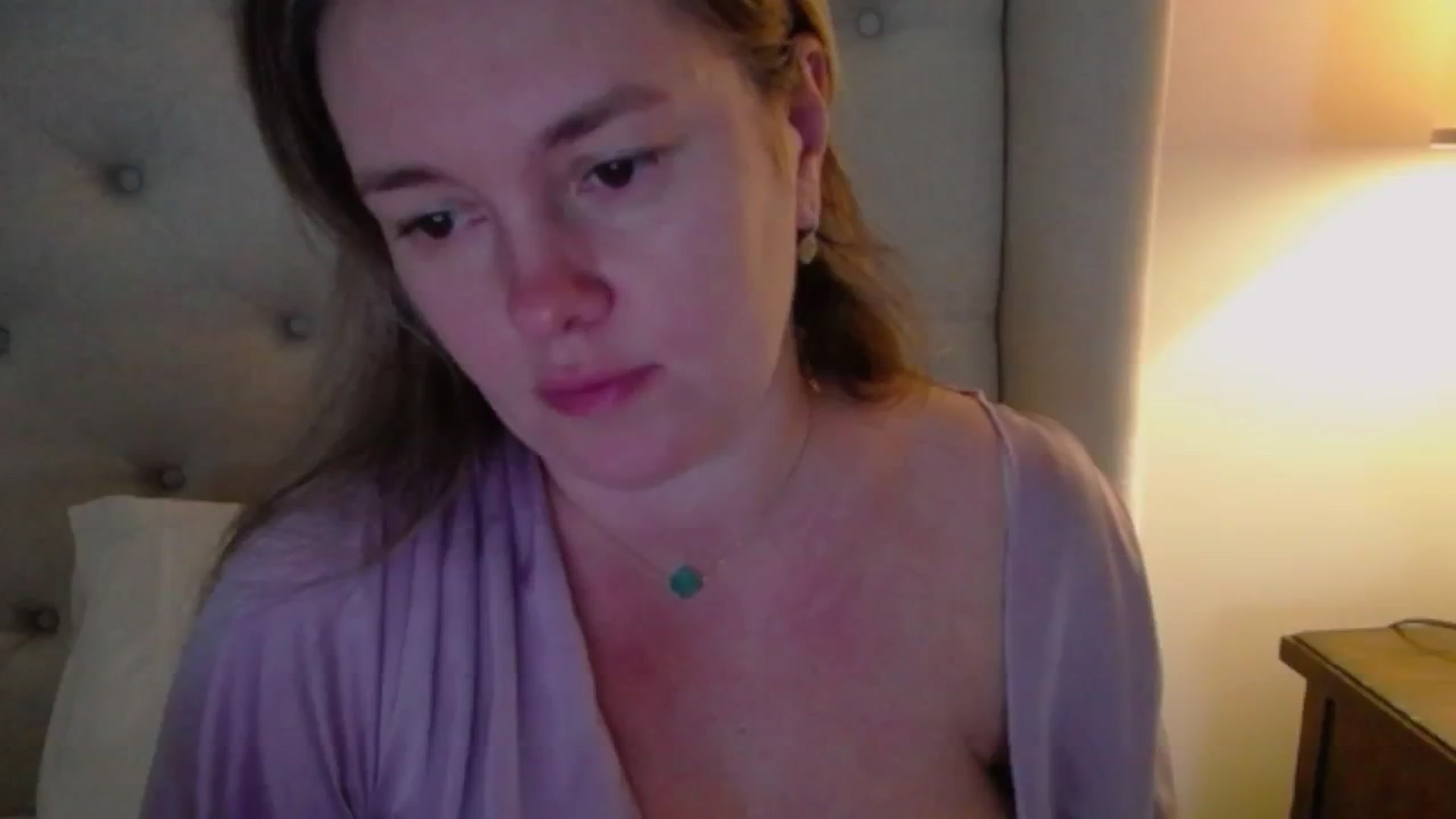 Gallery image thumbnail from J0llye's myfreecams stream on, 11/20/2024, 17:52 image 9 of 20