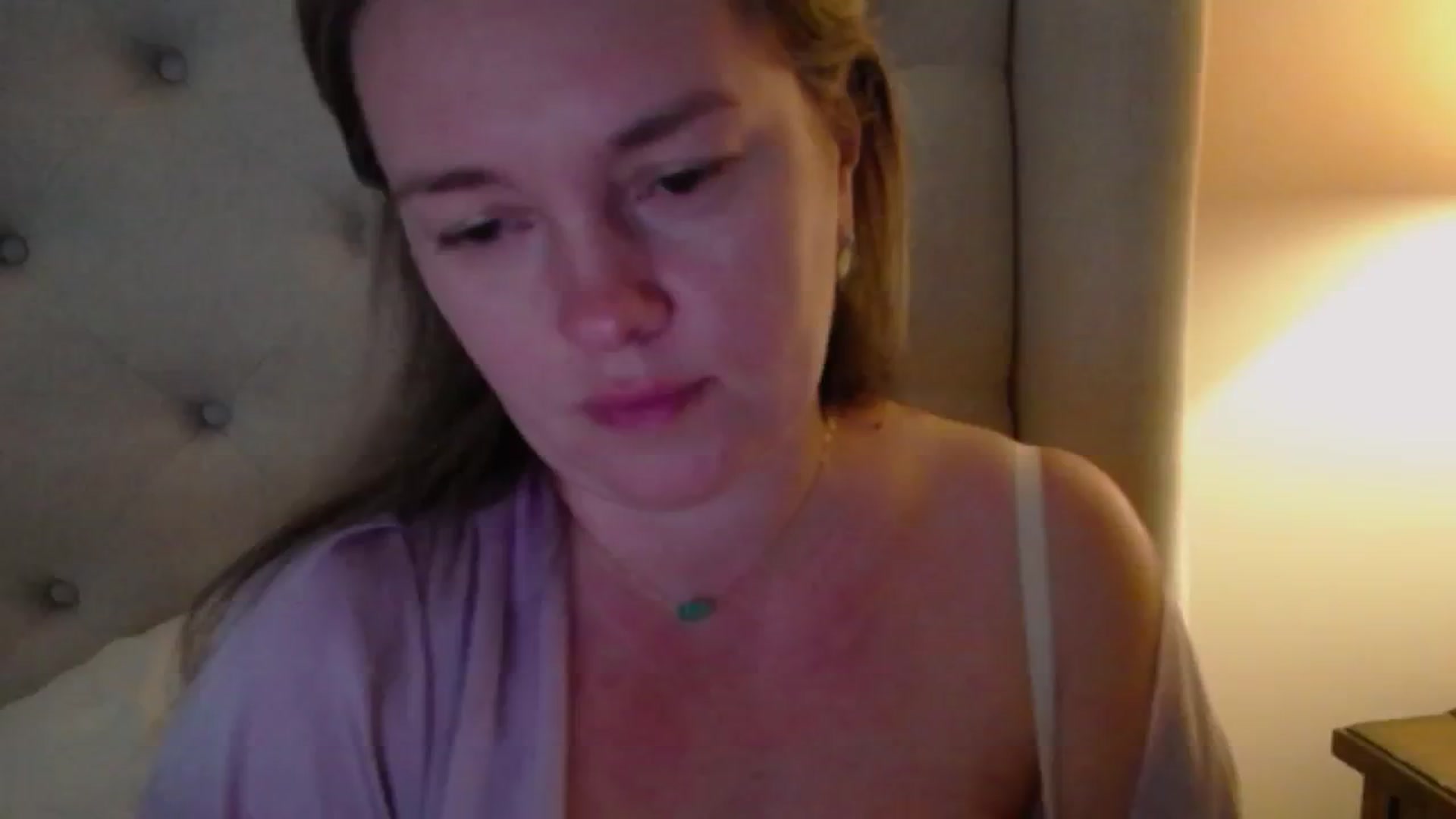 Gallery image thumbnail from J0llye's myfreecams stream on, 11/20/2024, 20:52 image 15 of 20
