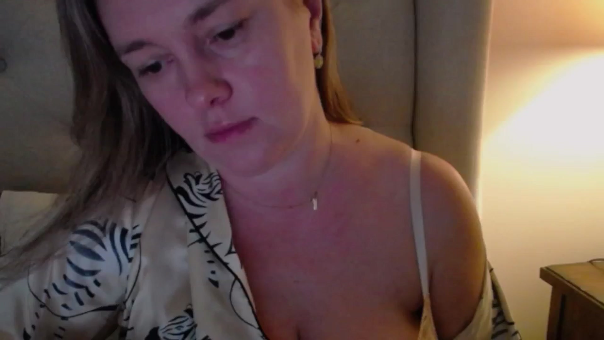 Gallery image thumbnail from J0llye's myfreecams stream on, 11/21/2024, 16:48 image 19 of 20