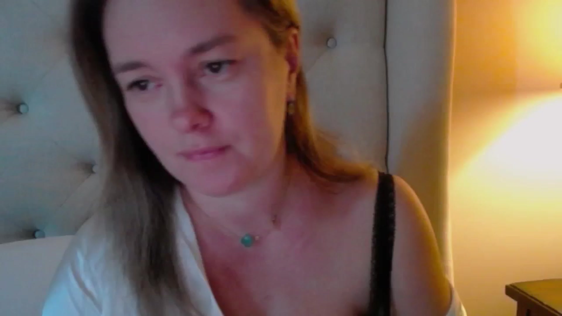 Gallery image thumbnail from J0llye's myfreecams stream on, 11/24/2024, 17:21 image 20 of 20