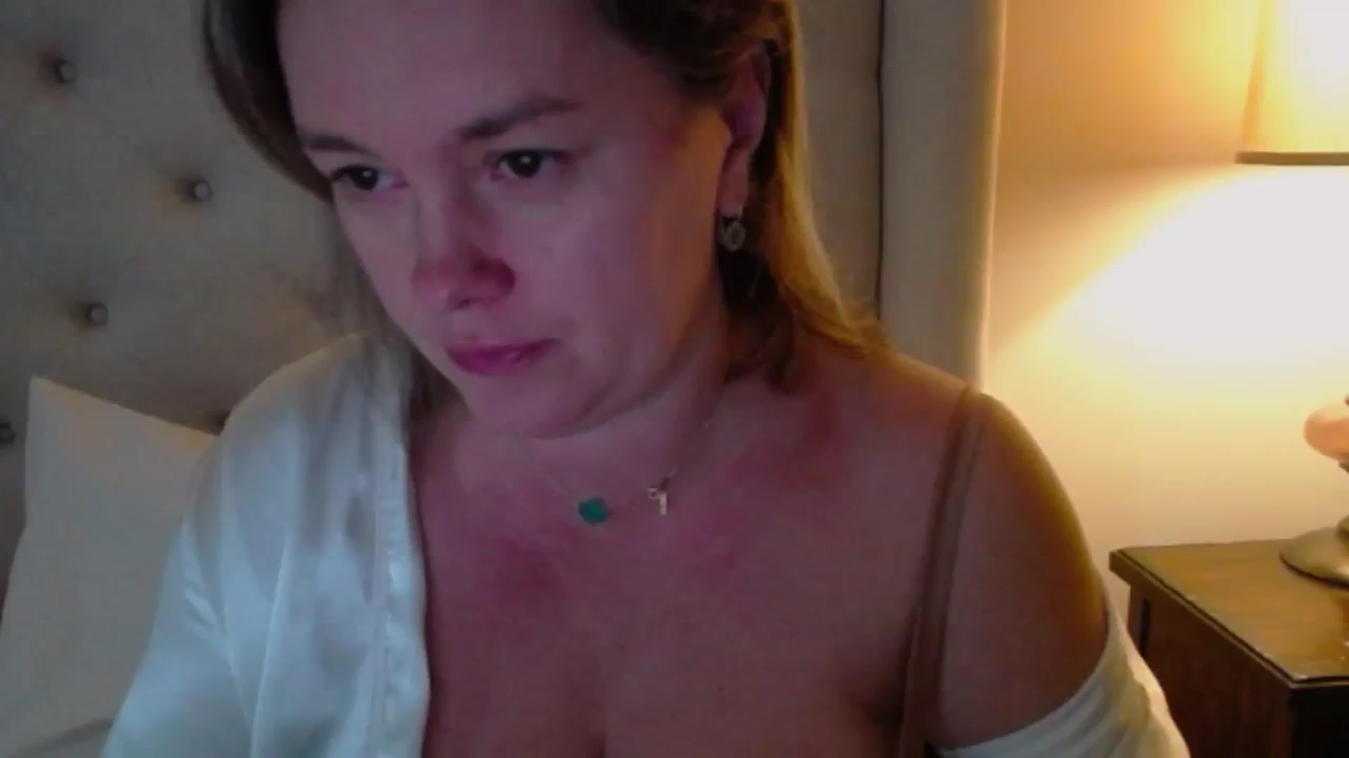 Gallery image thumbnail from J0llye's myfreecams stream on, 11/25/2024, 20:25 image 1 of 20