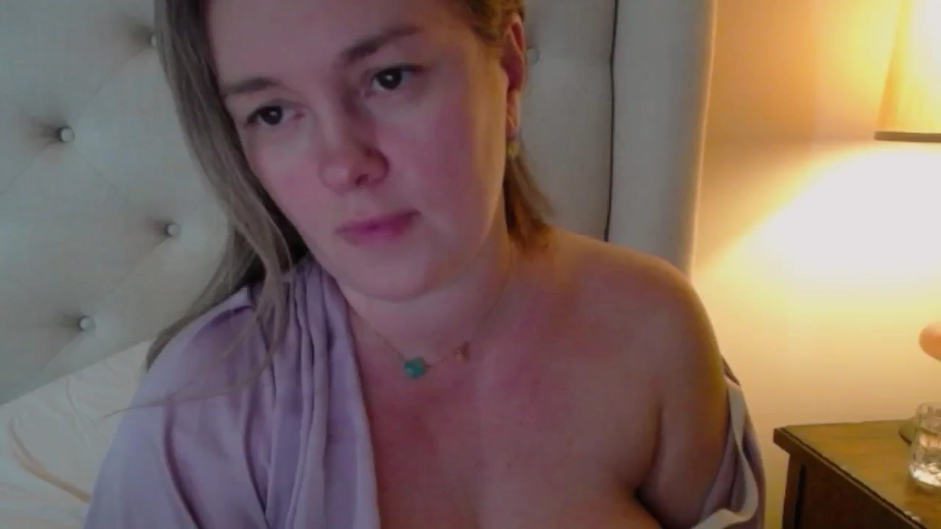 Gallery image thumbnail from J0llye's myfreecams stream on, 12/02/2024, 18:14 image 14 of 20