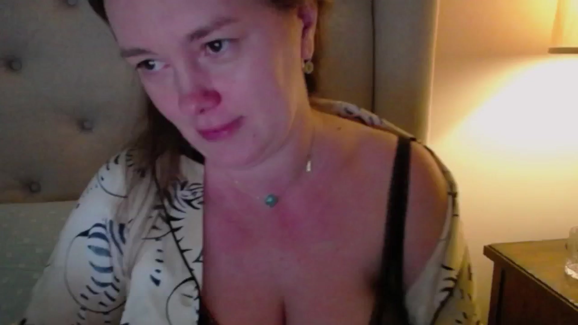 Gallery image thumbnail from J0llye's myfreecams stream on, 12/04/2024, 17:58 image 9 of 20