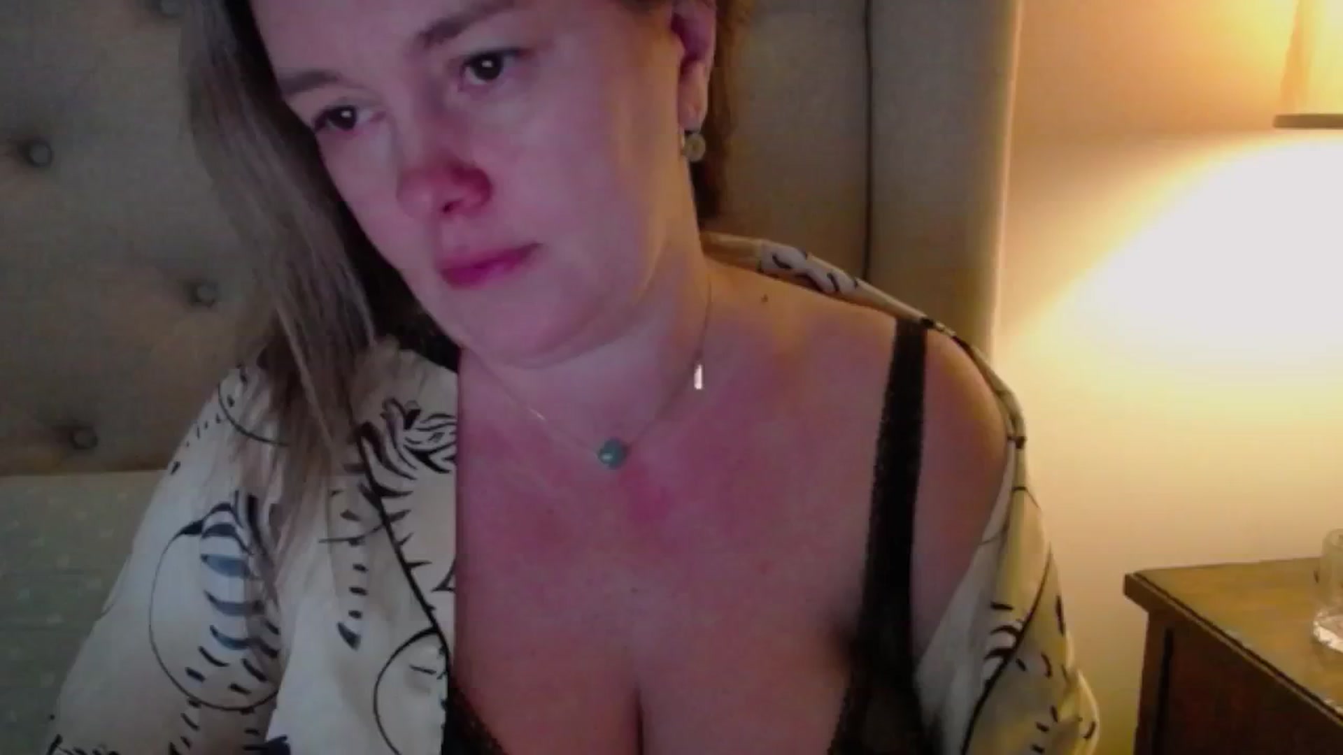 Gallery image thumbnail from J0llye's myfreecams stream on, 12/04/2024, 17:58 image 4 of 20