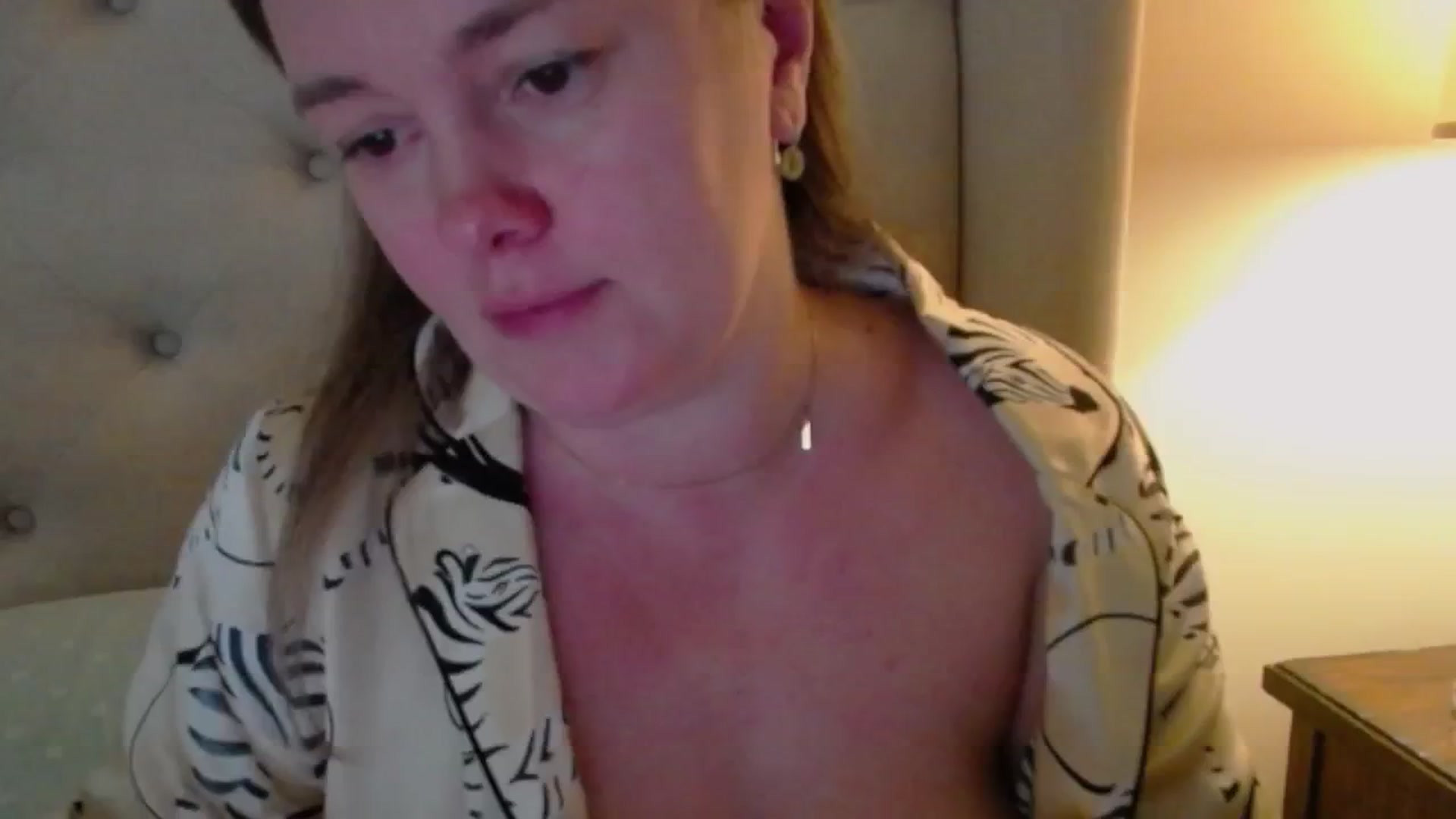 Gallery image thumbnail from J0llye's myfreecams stream on, 12/04/2024, 20:36 image 20 of 20