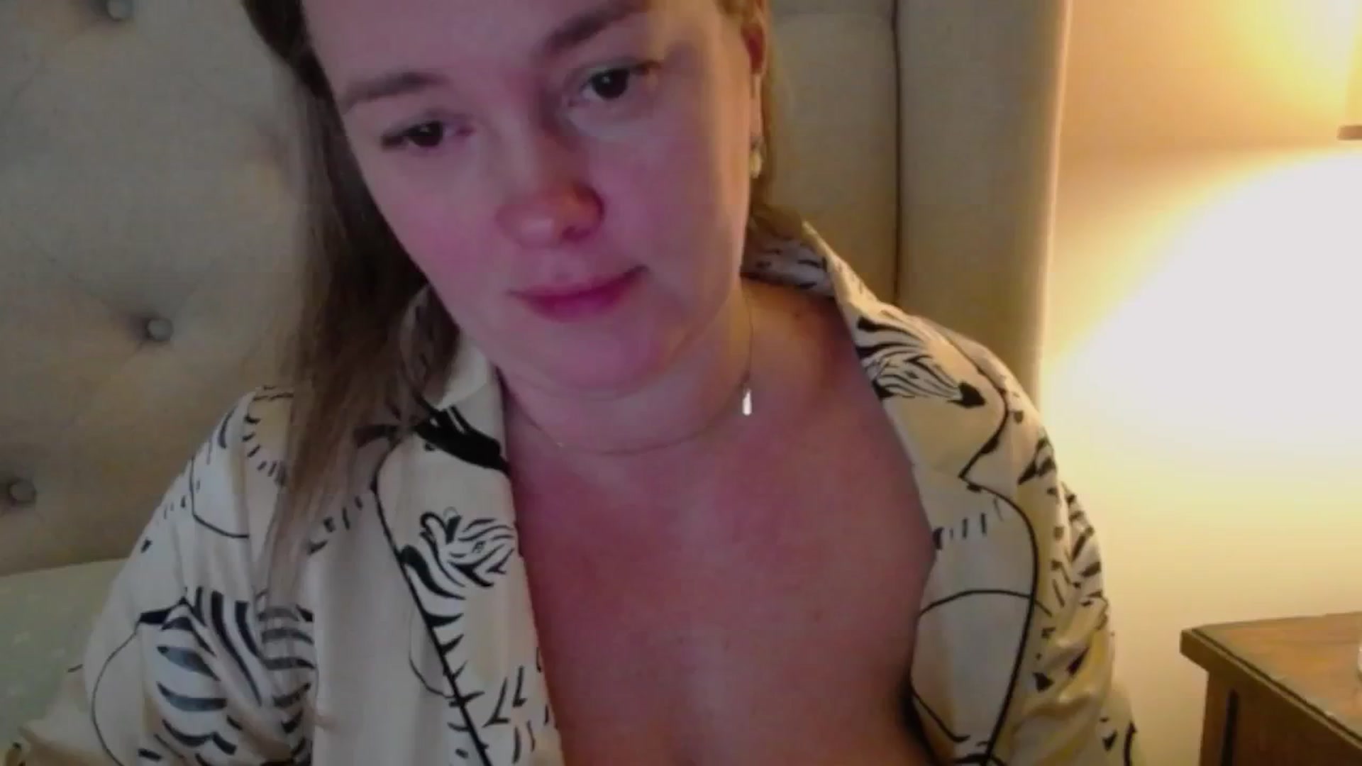 Gallery image thumbnail from J0llye's myfreecams stream on, 12/04/2024, 20:36 image 18 of 20