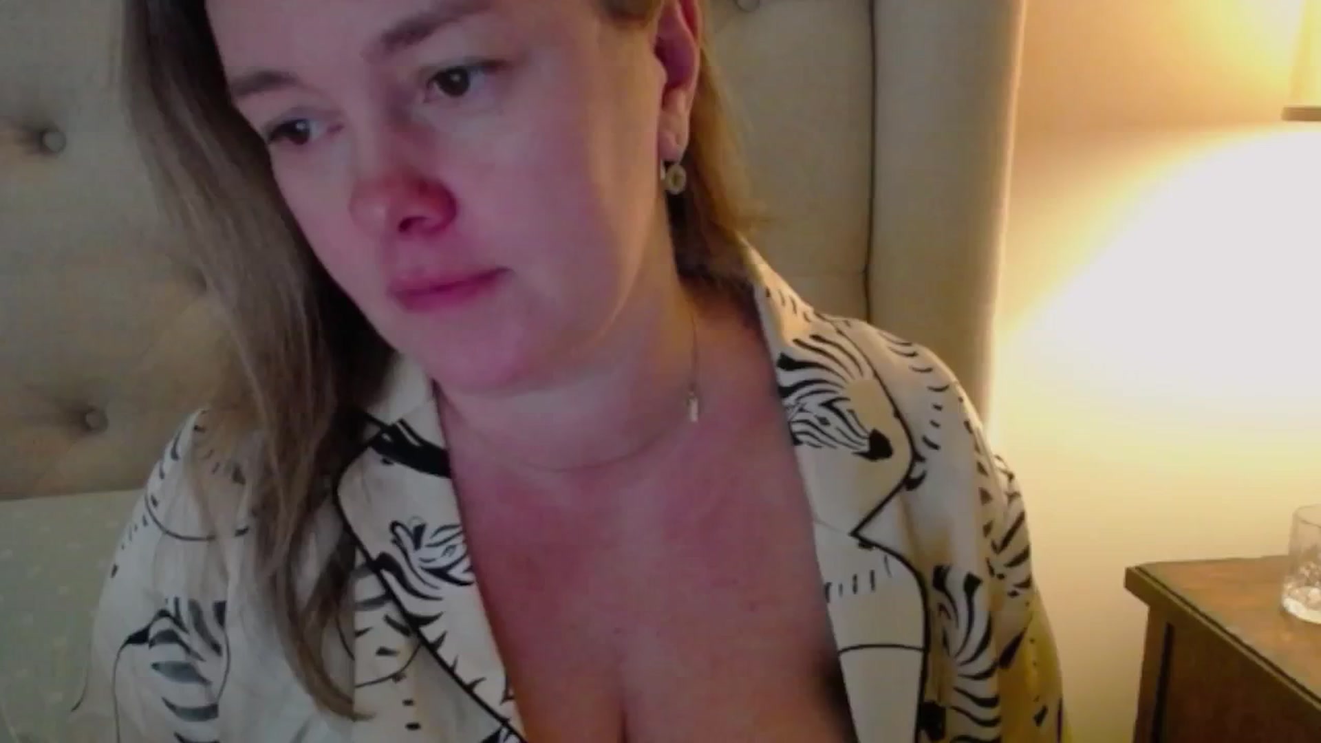 Gallery image thumbnail from J0llye's myfreecams stream on, 12/04/2024, 20:36 image 5 of 20