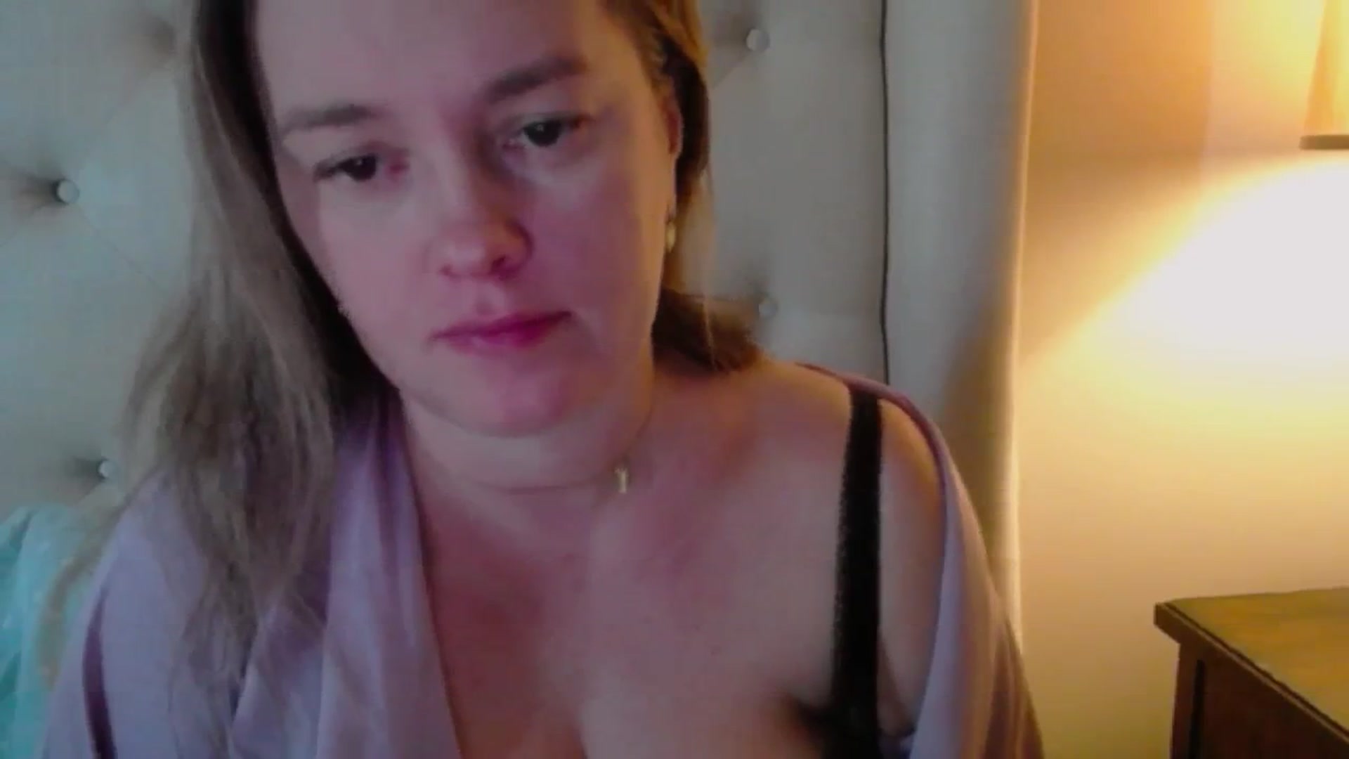 Gallery image thumbnail from J0llye's myfreecams stream on, 12/05/2024, 20:16 image 5 of 20