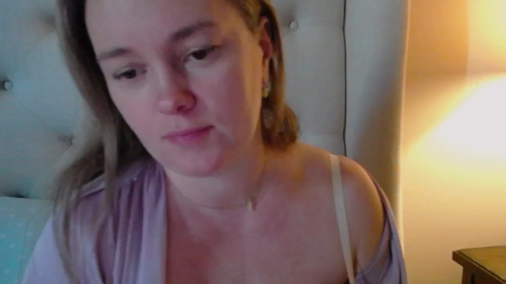 Gallery image thumbnail from J0llye's myfreecams stream on, 12/06/2024, 20:32 image 18 of 20