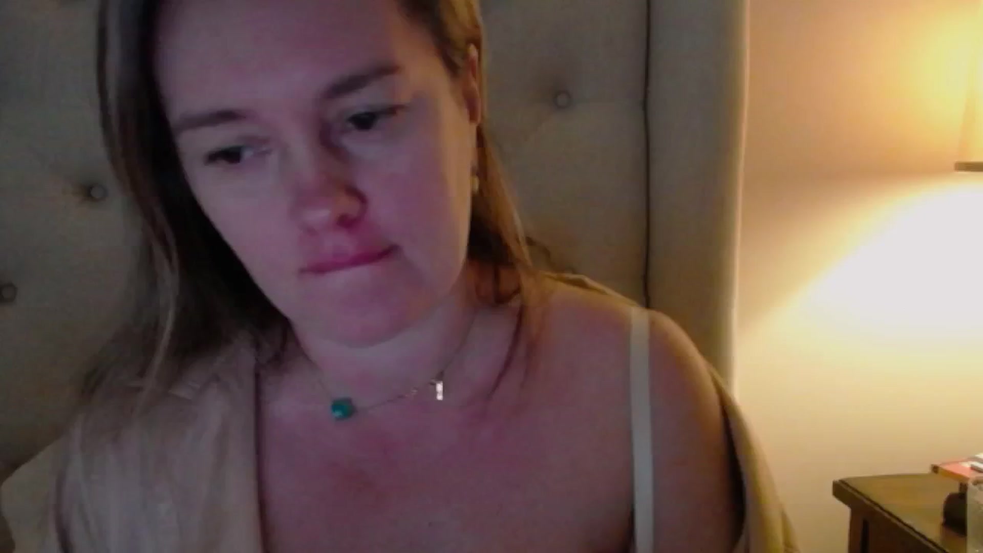 Gallery image thumbnail from J0llye's myfreecams stream on, 12/10/2024, 17:51 image 6 of 20