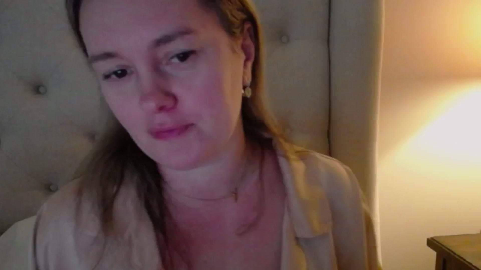 Gallery image thumbnail from J0llye's myfreecams stream on, 12/10/2024, 17:51 image 17 of 20