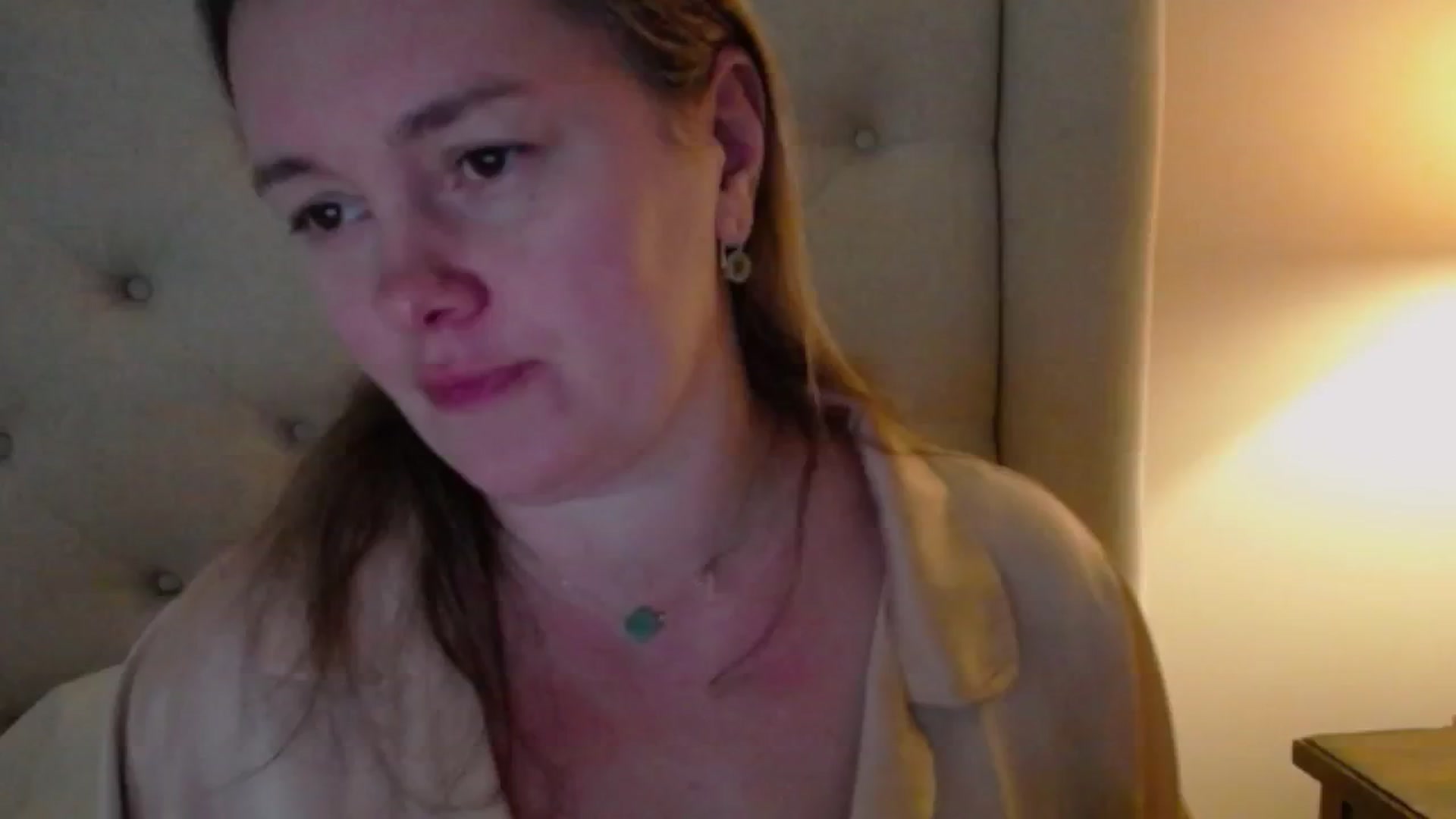 Gallery image thumbnail from J0llye's myfreecams stream on, 12/10/2024, 17:51 image 15 of 20