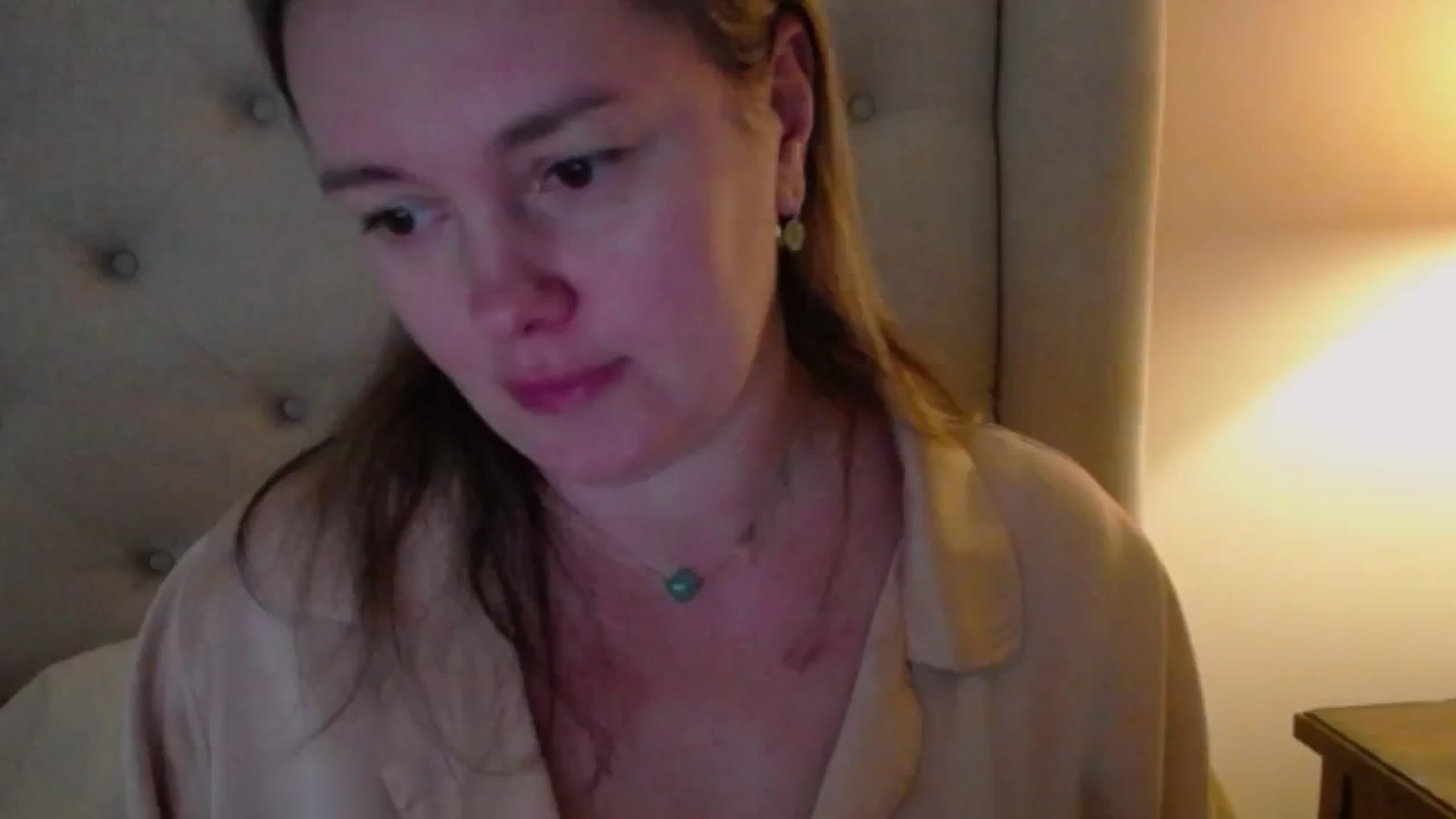 Gallery image thumbnail from J0llye's myfreecams stream on, 12/10/2024, 17:51 image 14 of 20