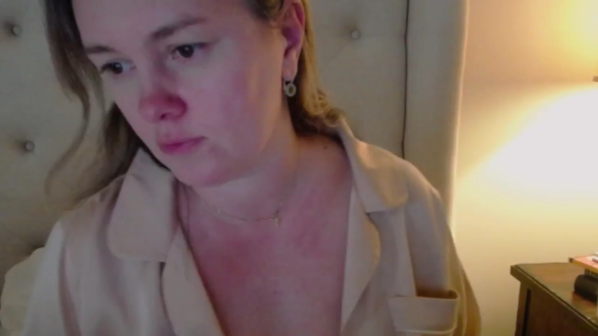 Gallery image thumbnail from J0llye's myfreecams stream on, 12/10/2024, 20:53 image 1 of 20