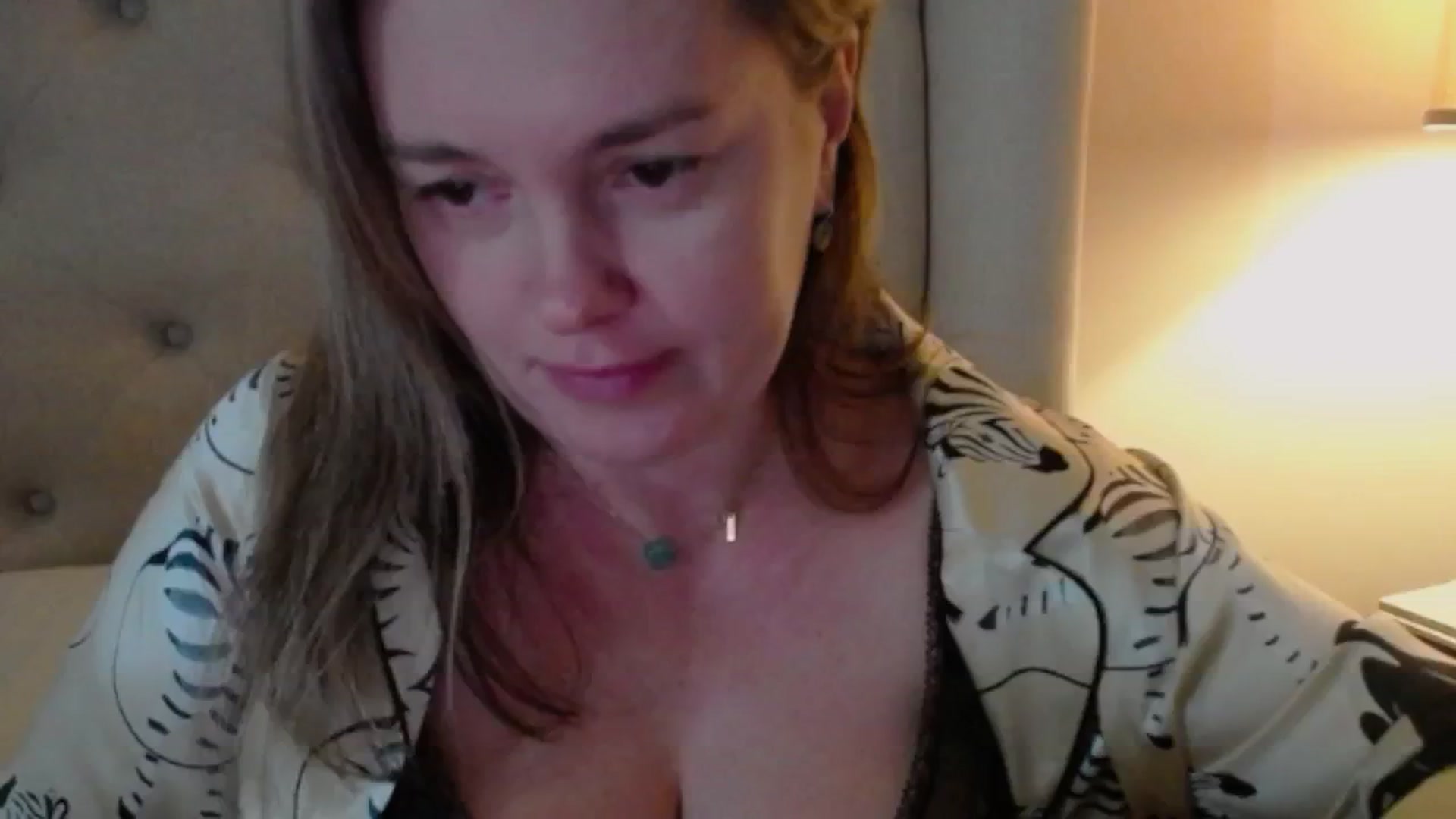 Gallery image thumbnail from J0llye's myfreecams stream on, 12/13/2024, 17:51 image 3 of 20