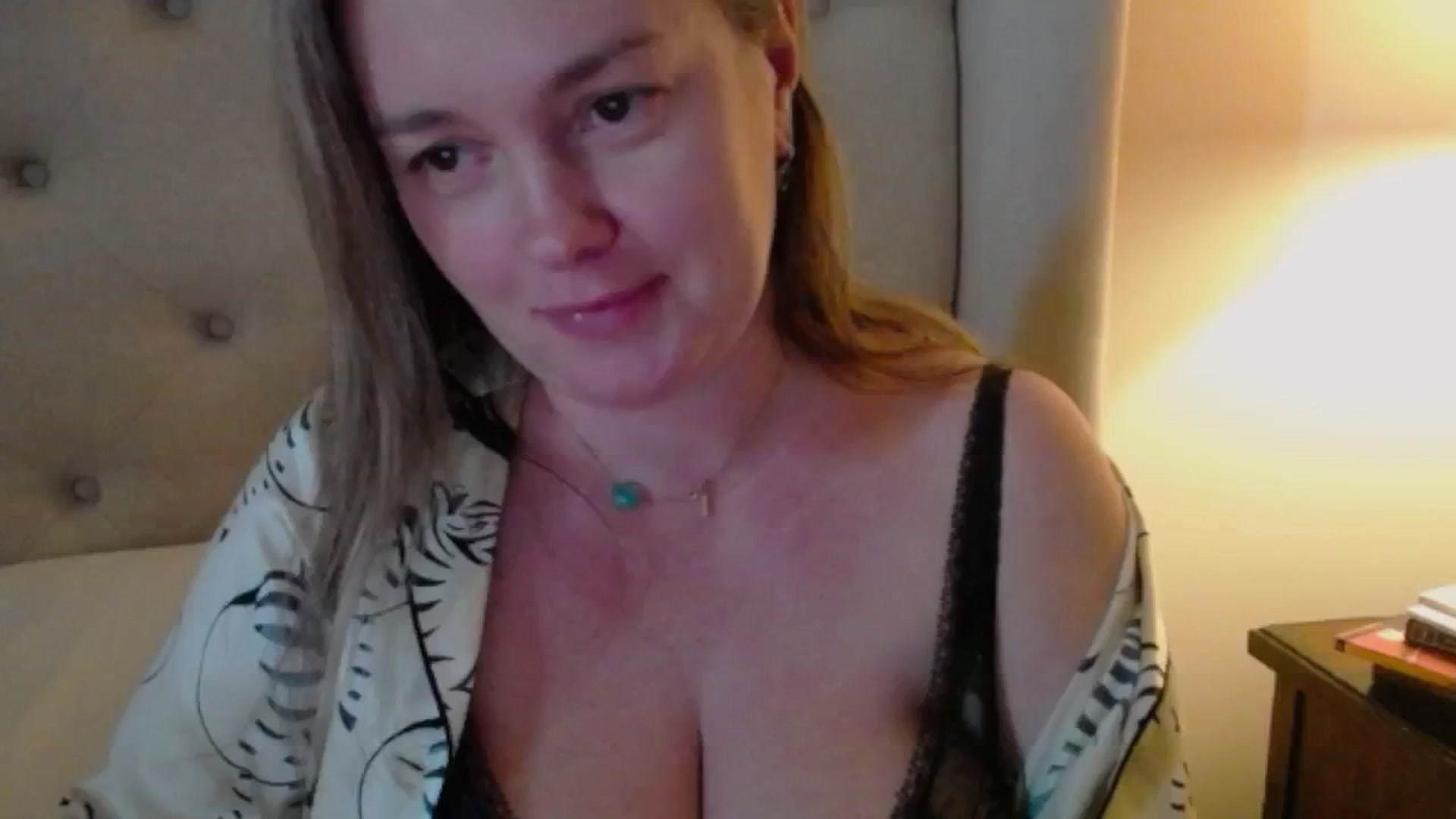 Gallery image thumbnail from J0llye's myfreecams stream on, 12/13/2024, 20:26 image 5 of 20