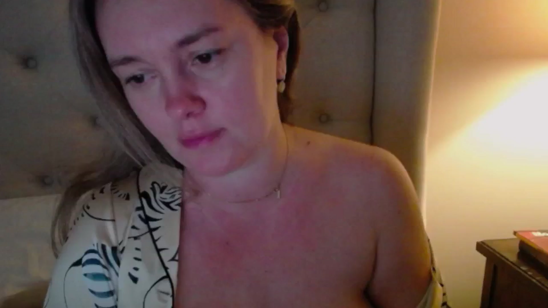 Gallery image thumbnail from J0llye's myfreecams stream on, 12/17/2024, 18:02 image 12 of 20