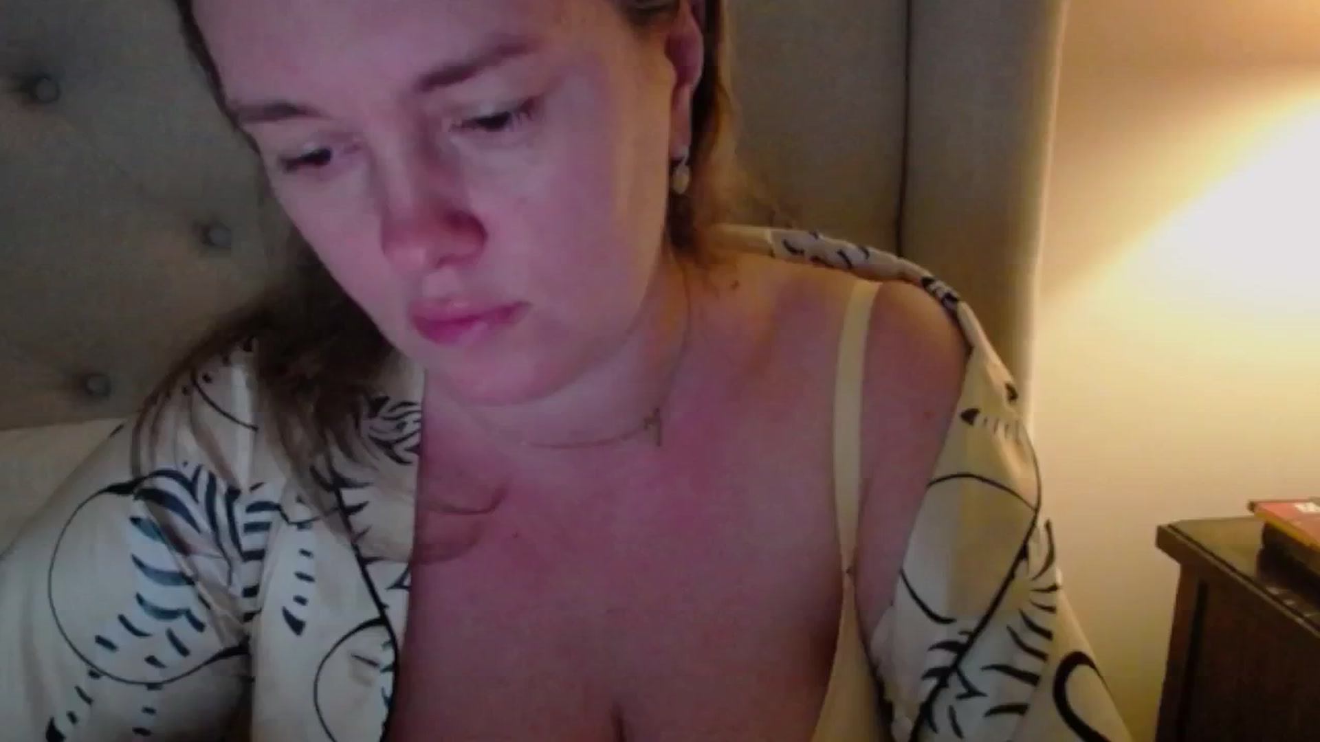 Gallery image thumbnail from J0llye's myfreecams stream on, 12/17/2024, 18:02 image 11 of 20