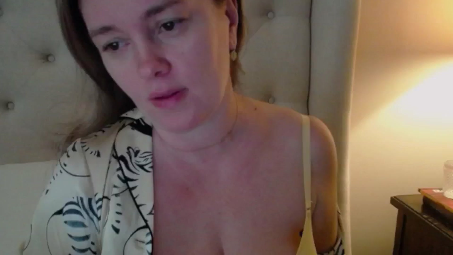 Gallery image thumbnail from J0llye's myfreecams stream on, 12/17/2024, 18:02 image 1 of 20
