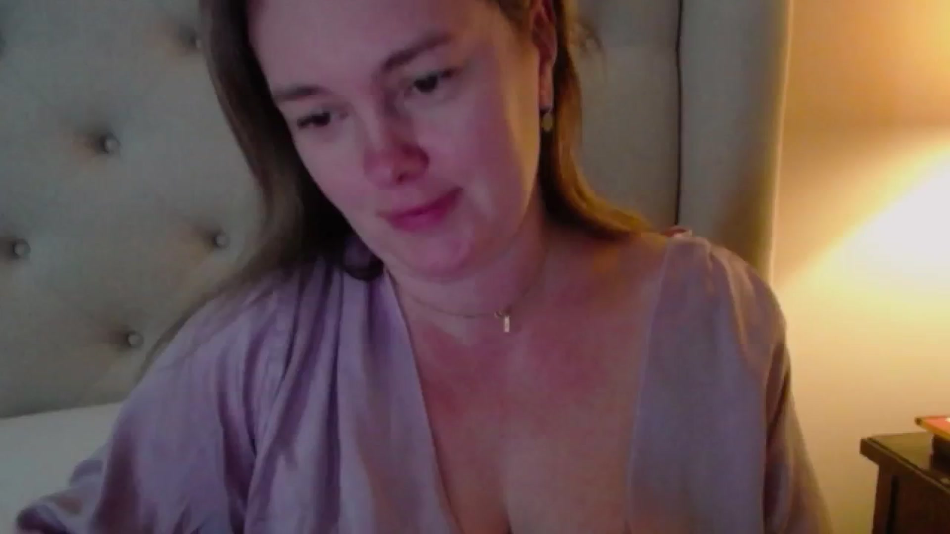 Gallery image thumbnail from J0llye's myfreecams stream on, 12/20/2024, 20:25 image 2 of 20