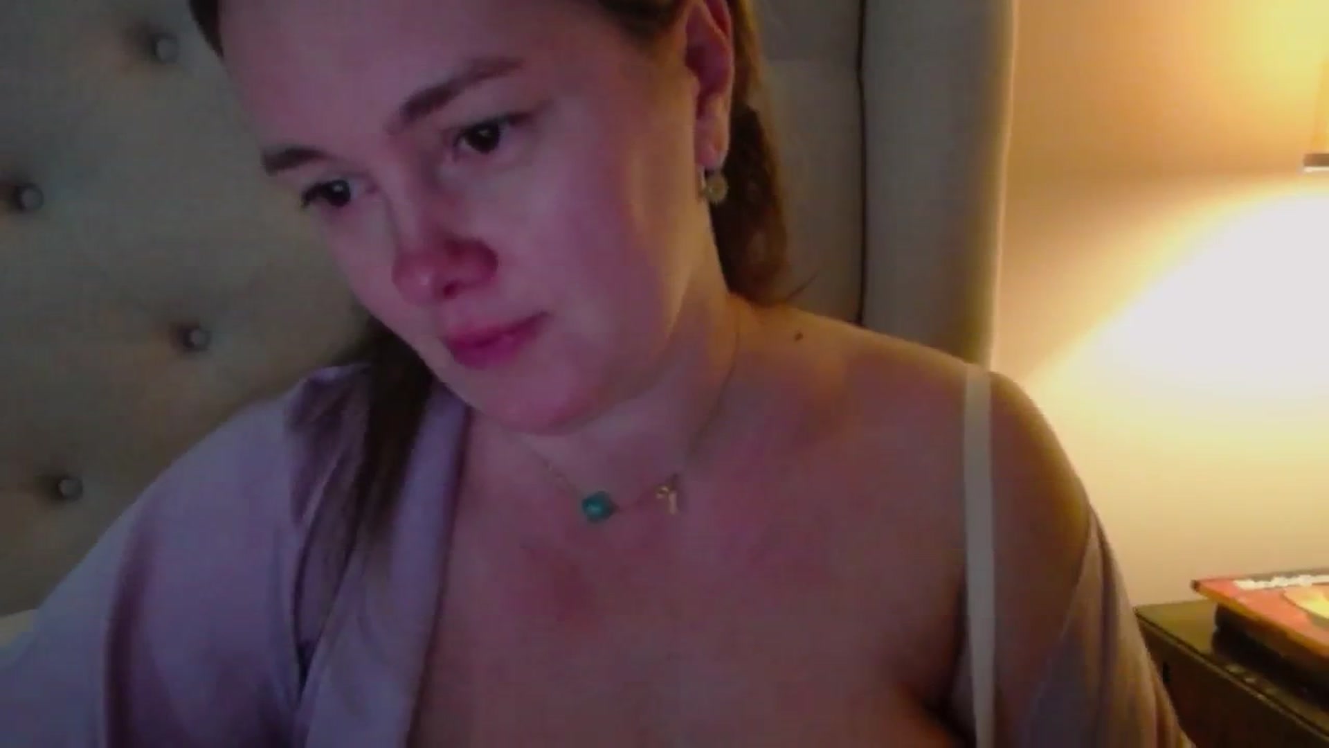 Gallery image thumbnail from J0llye's myfreecams stream on, 12/20/2024, 21:30 image 3 of 20