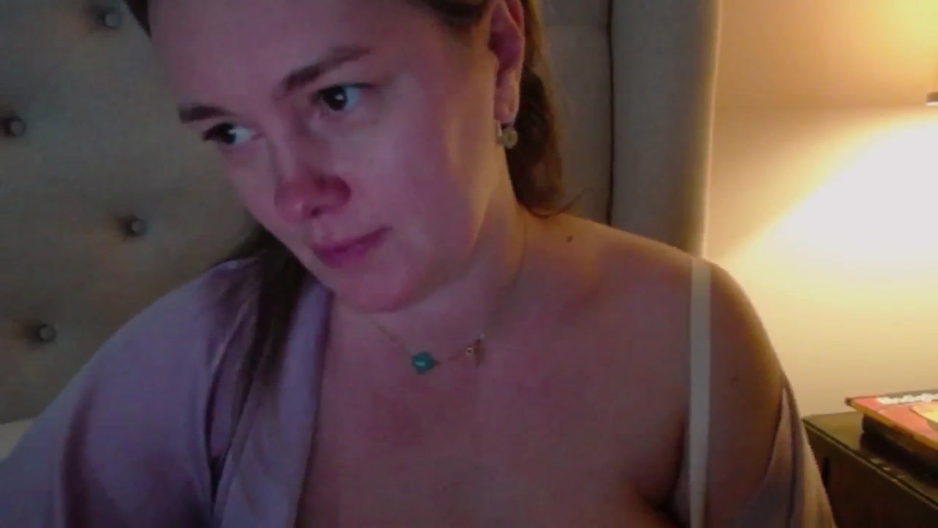 Gallery image thumbnail from J0llye's myfreecams stream on, 12/20/2024, 21:30 image 8 of 20