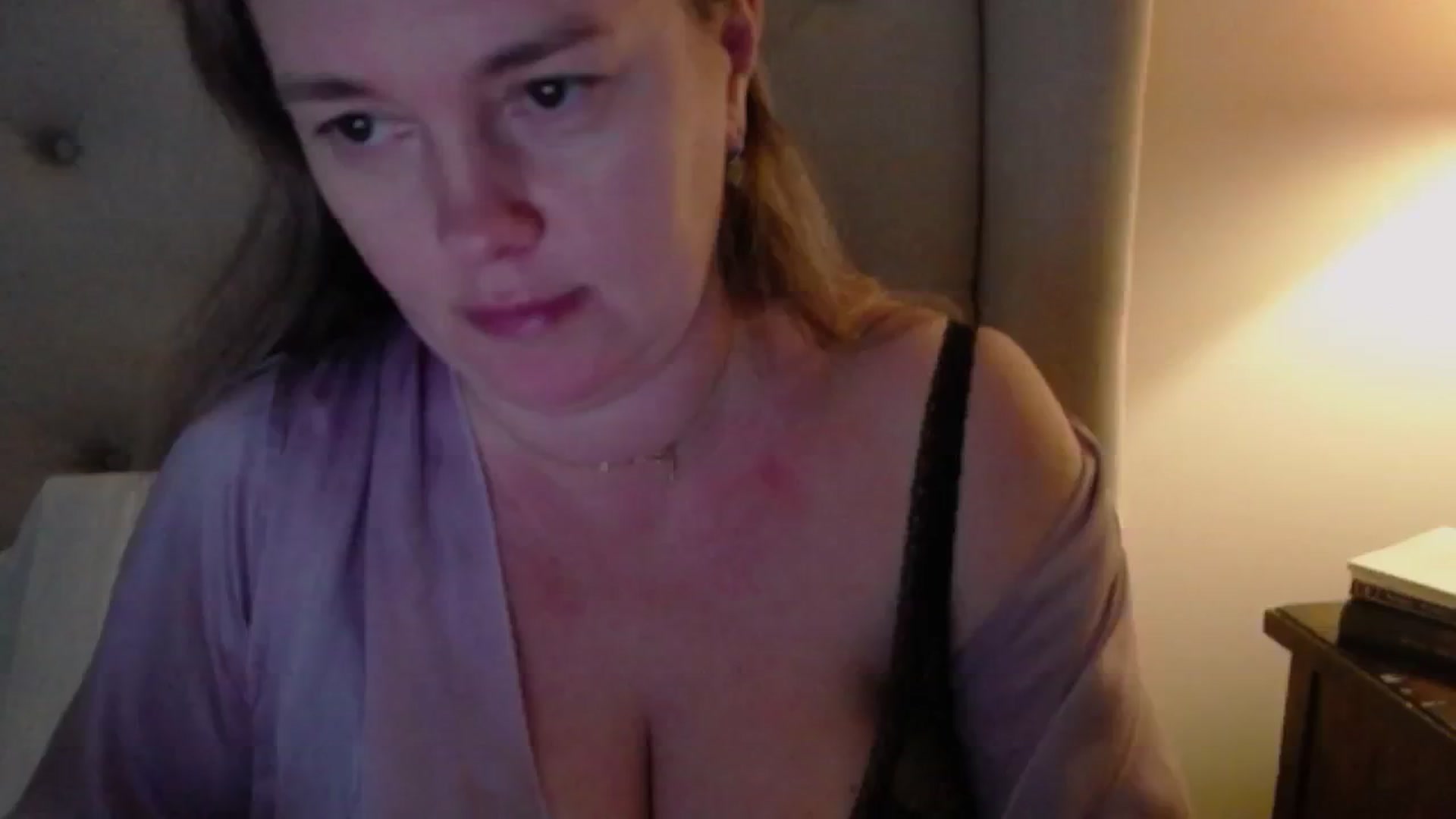 Gallery image thumbnail from J0llye's myfreecams stream on, 12/27/2024, 21:13 image 1 of 20