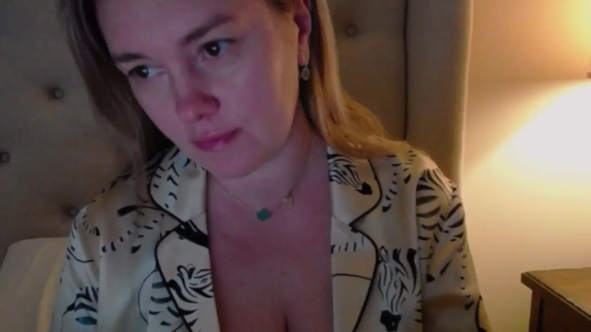Gallery image thumbnail from J0llye's myfreecams stream on, 12/31/2024, 20:07 image 1 of 20