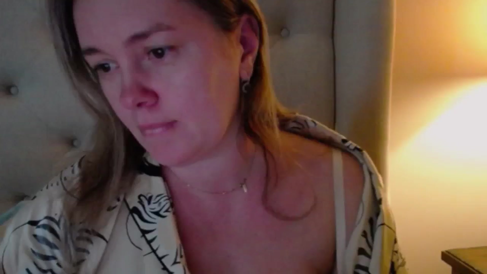 Gallery image thumbnail from J0llye's myfreecams stream on, 01/04/2025, 21:04 image 10 of 20