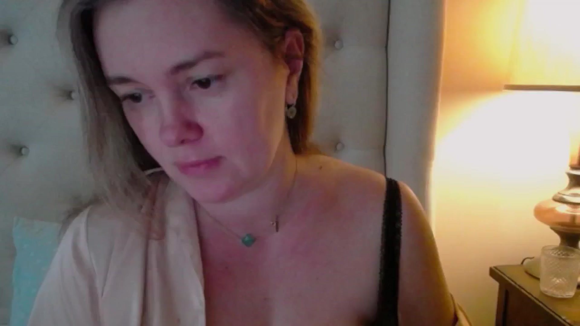Gallery image thumbnail from J0llye's myfreecams stream on, 01/05/2025, 20:49 image 1 of 20